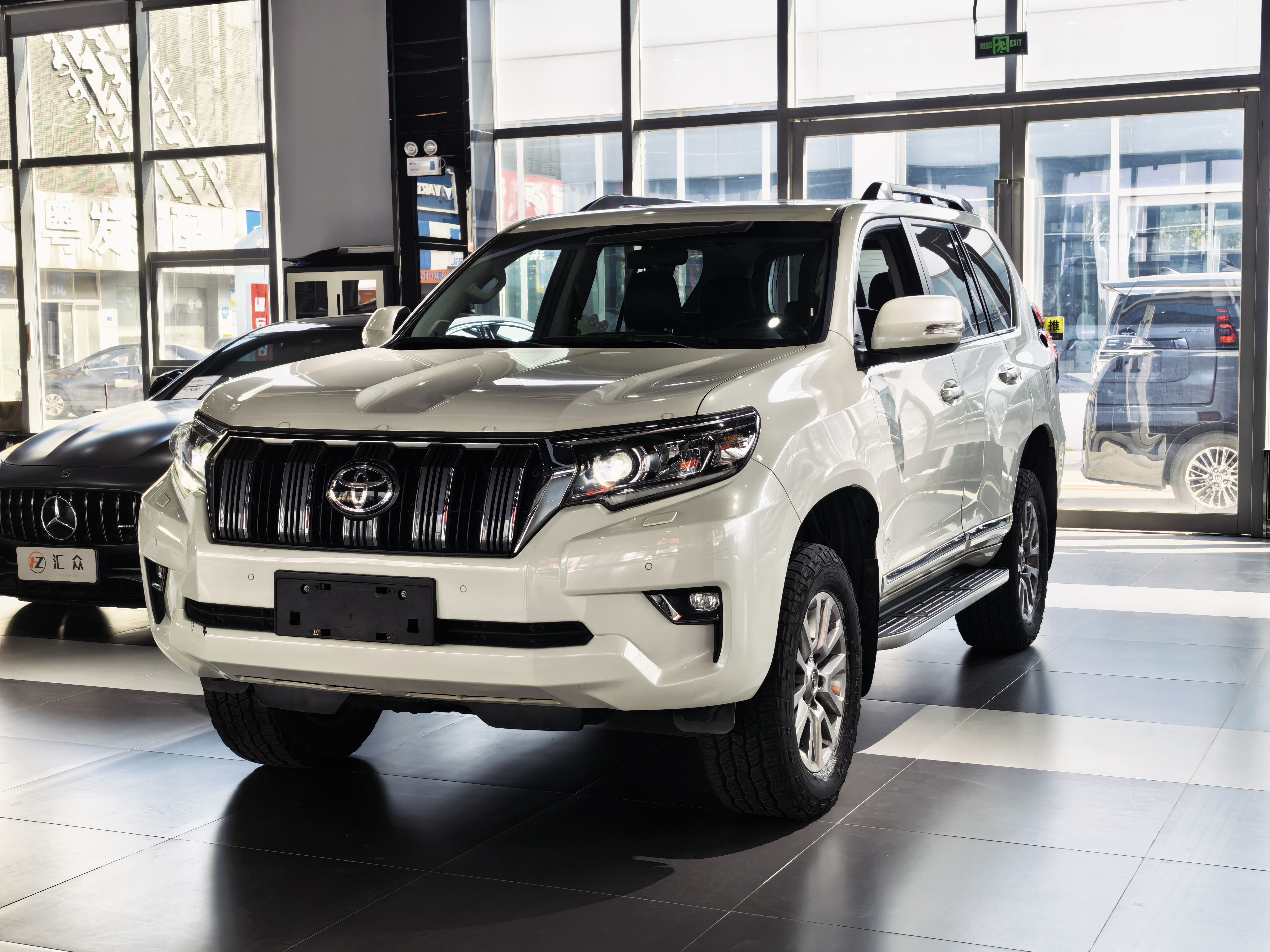 Toyota Land Cruiser Prado 2018 Toyota Land Cruiser Prado 2018 汽车图片