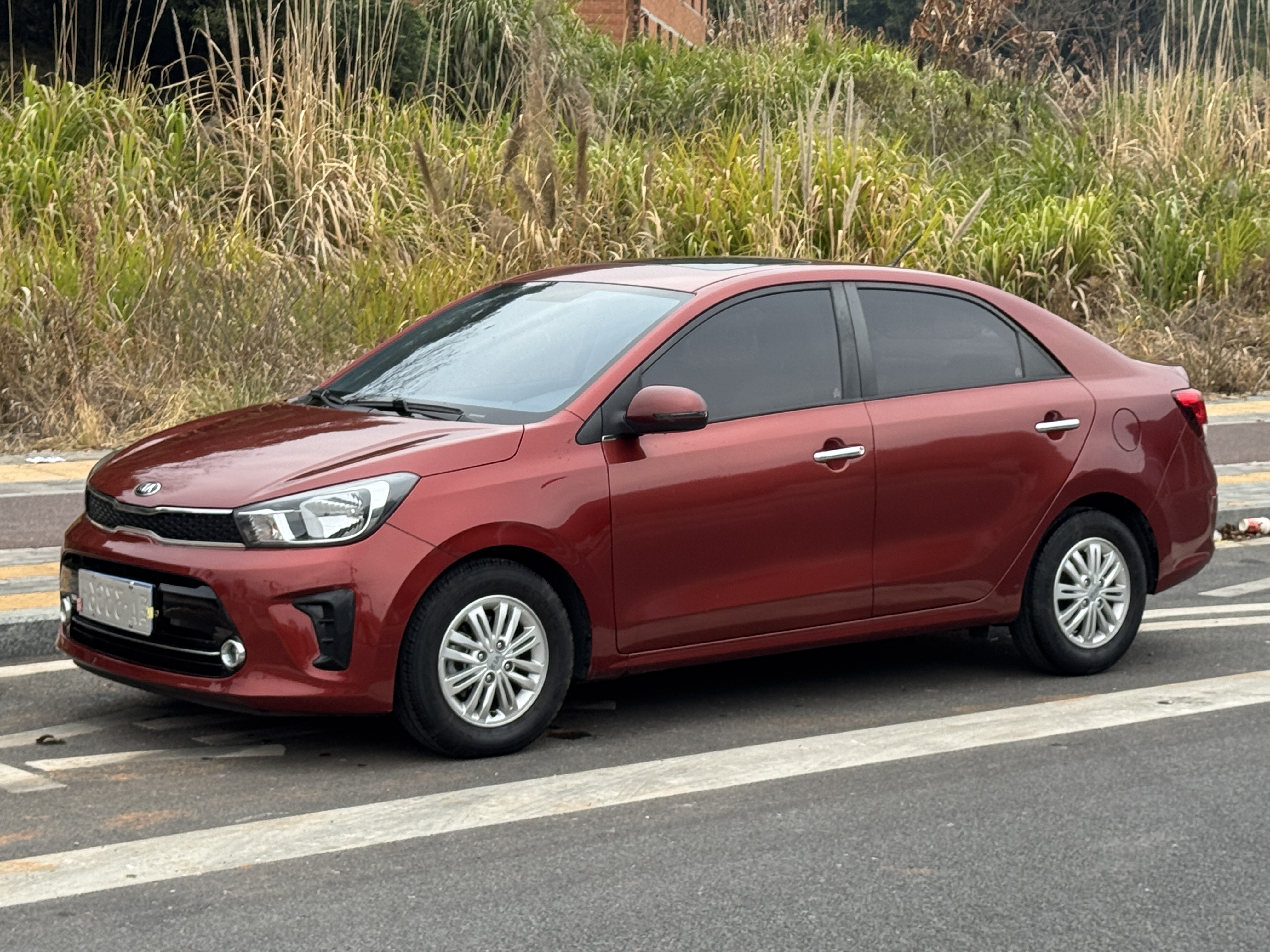 Kia Pegas 2018 汽车图片 