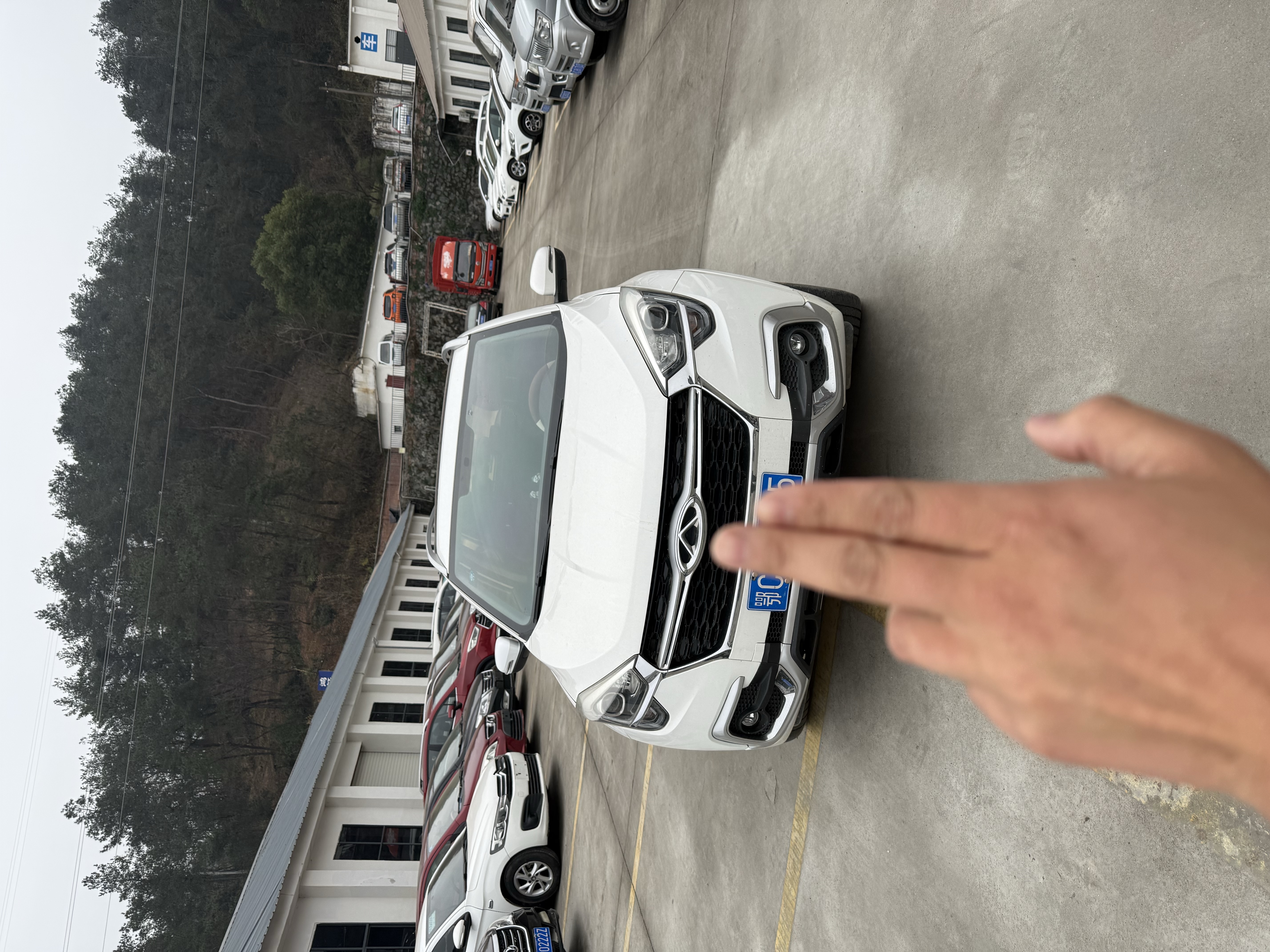 Forthing Tiggo 5x 2017 Forthing Tiggo 5x 2017 car image