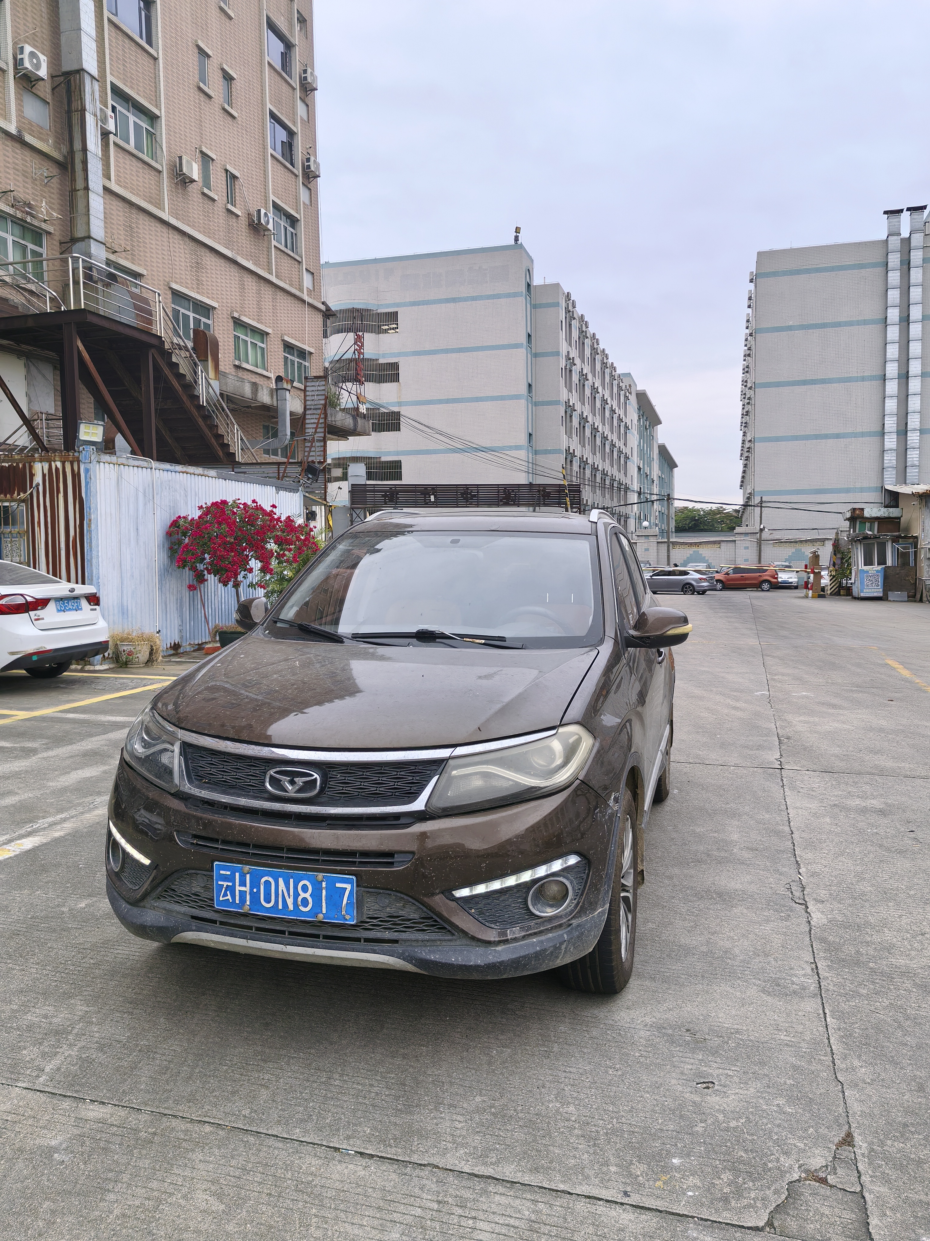 Kaiyi X5 2017 Kaiyi X5 2017 car image