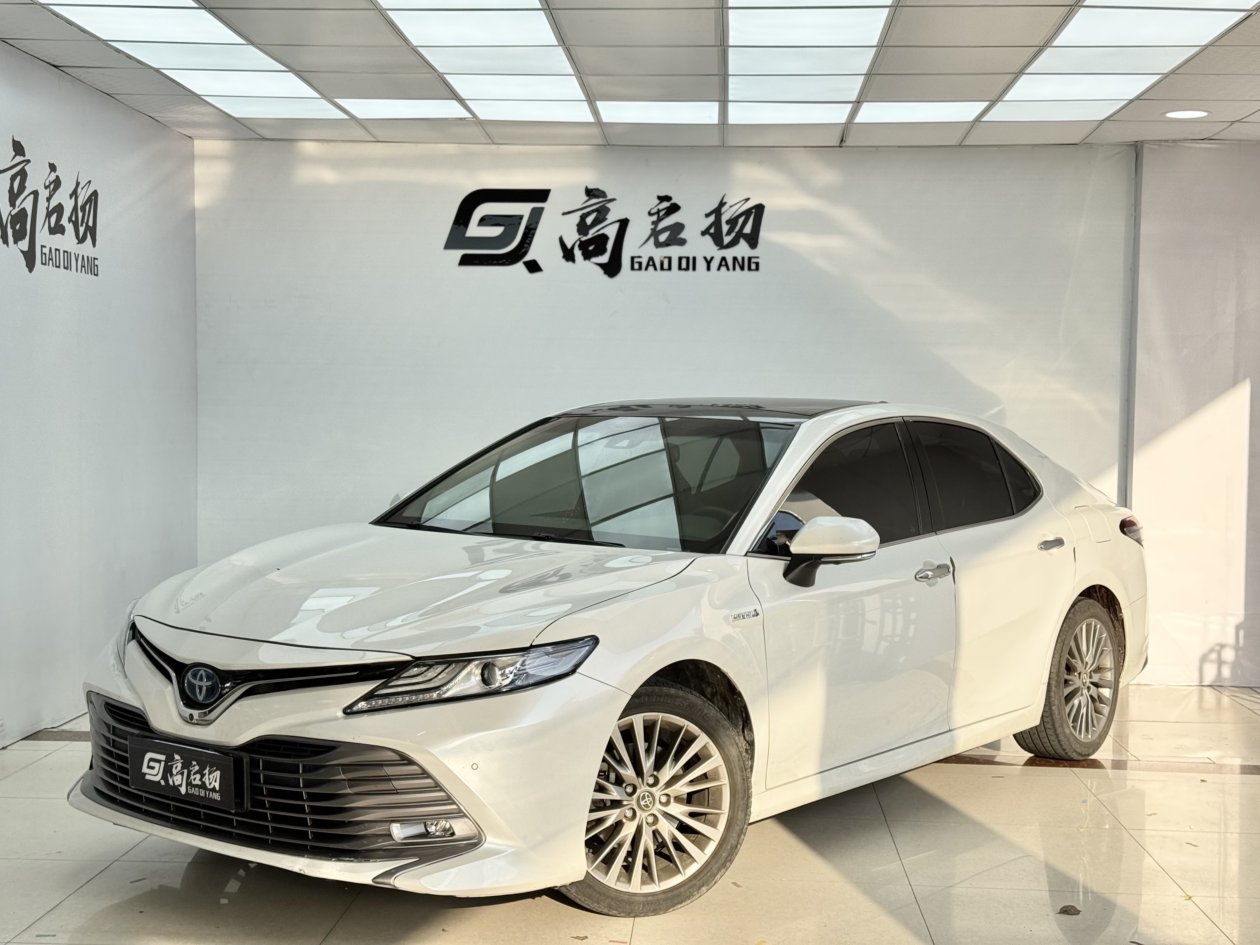 Toyota Camry 2018 immagine di auto 