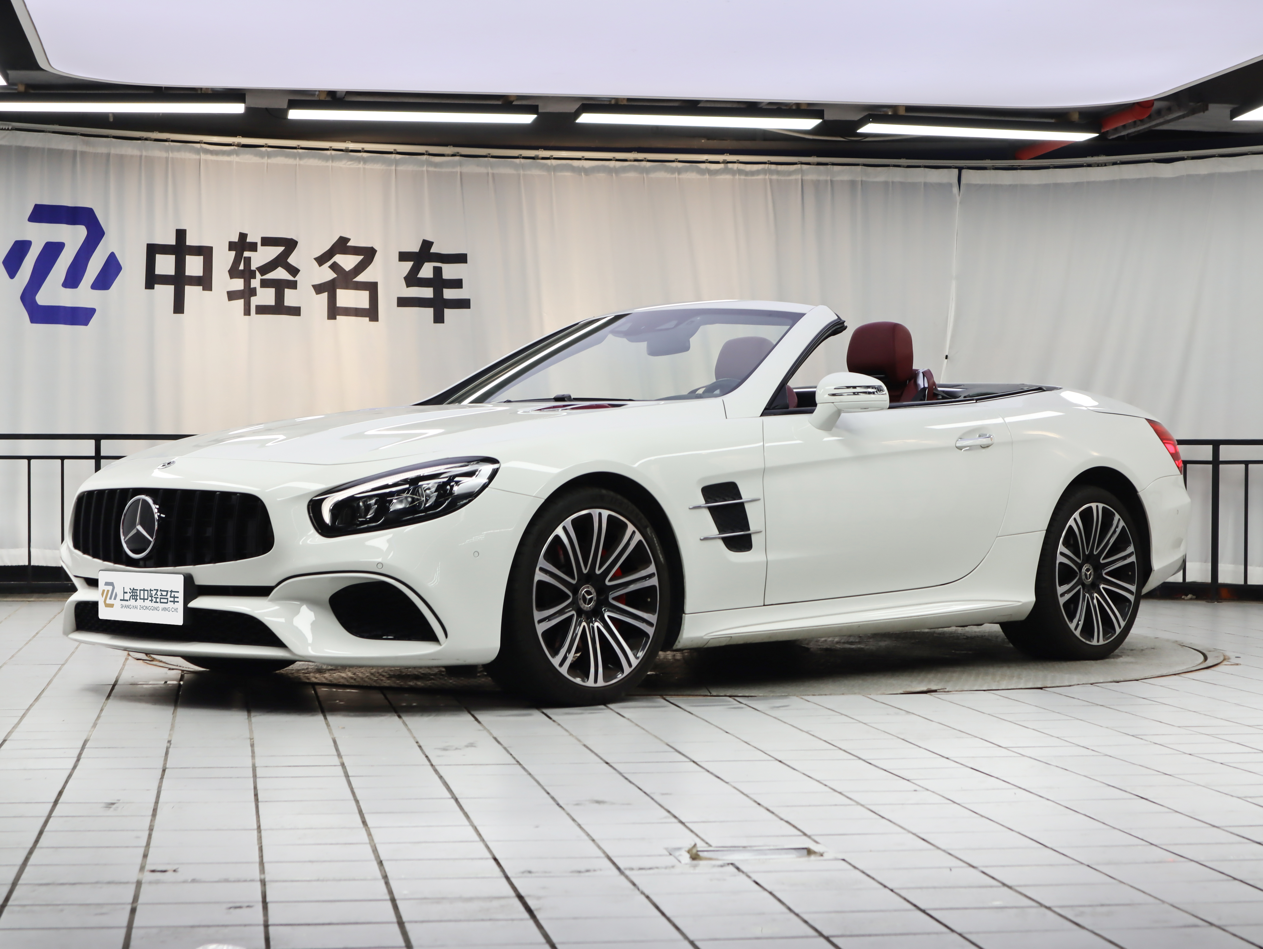 Mercedes-Benz SL Class 2019 car image 
