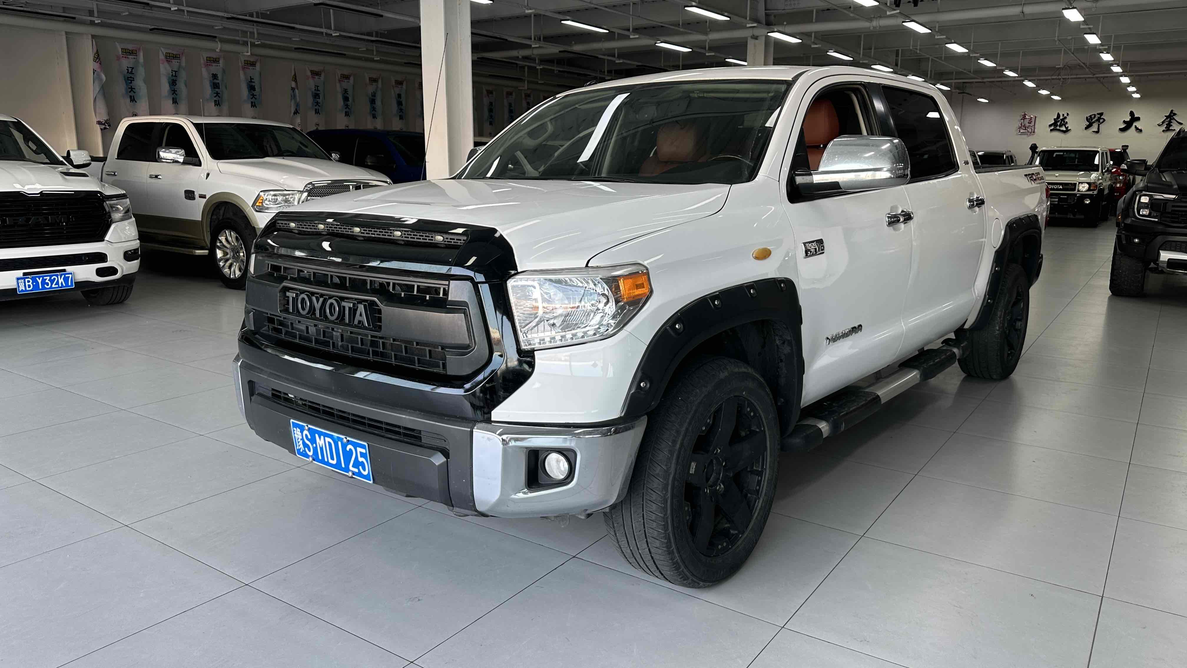 Toyota 2015 Toyota 2015 car image