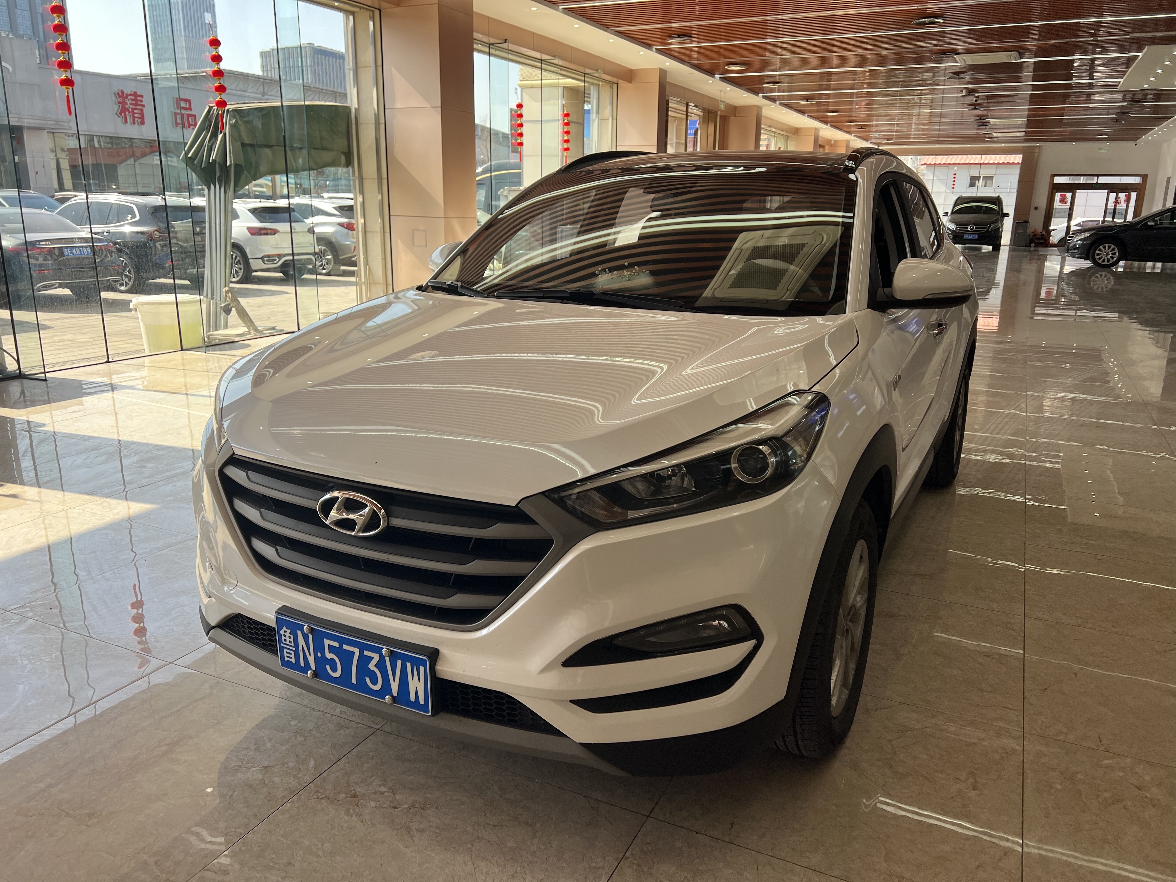 Hyundai Tucson 2017 car image 