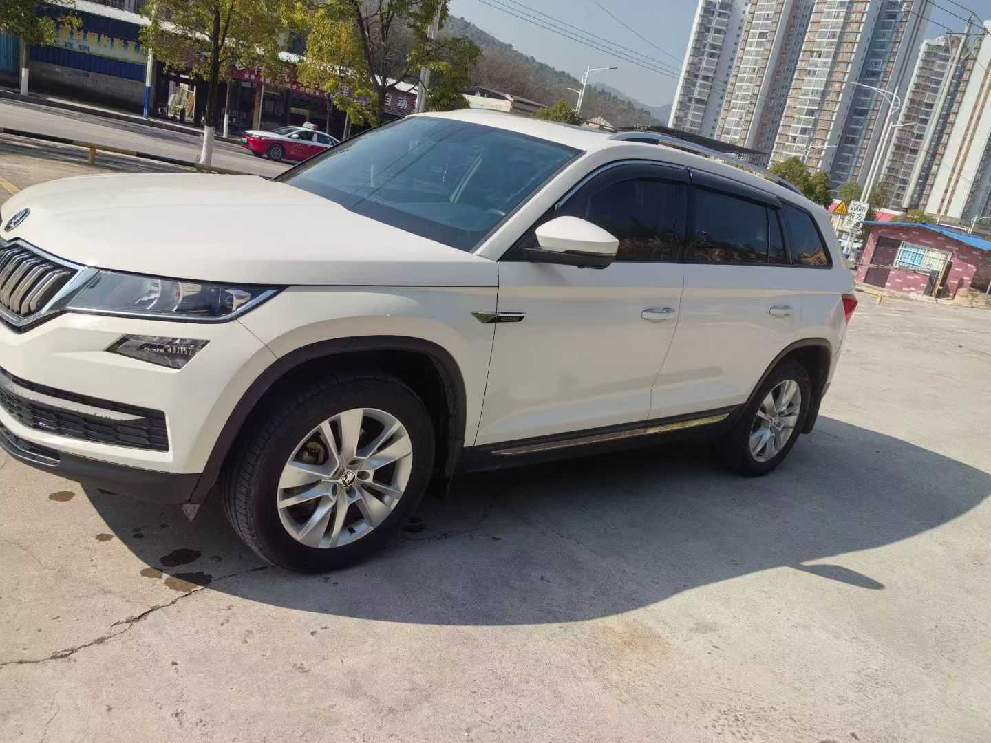 Skoda Kodiaq 2018 Skoda Kodiaq 2018 car image
