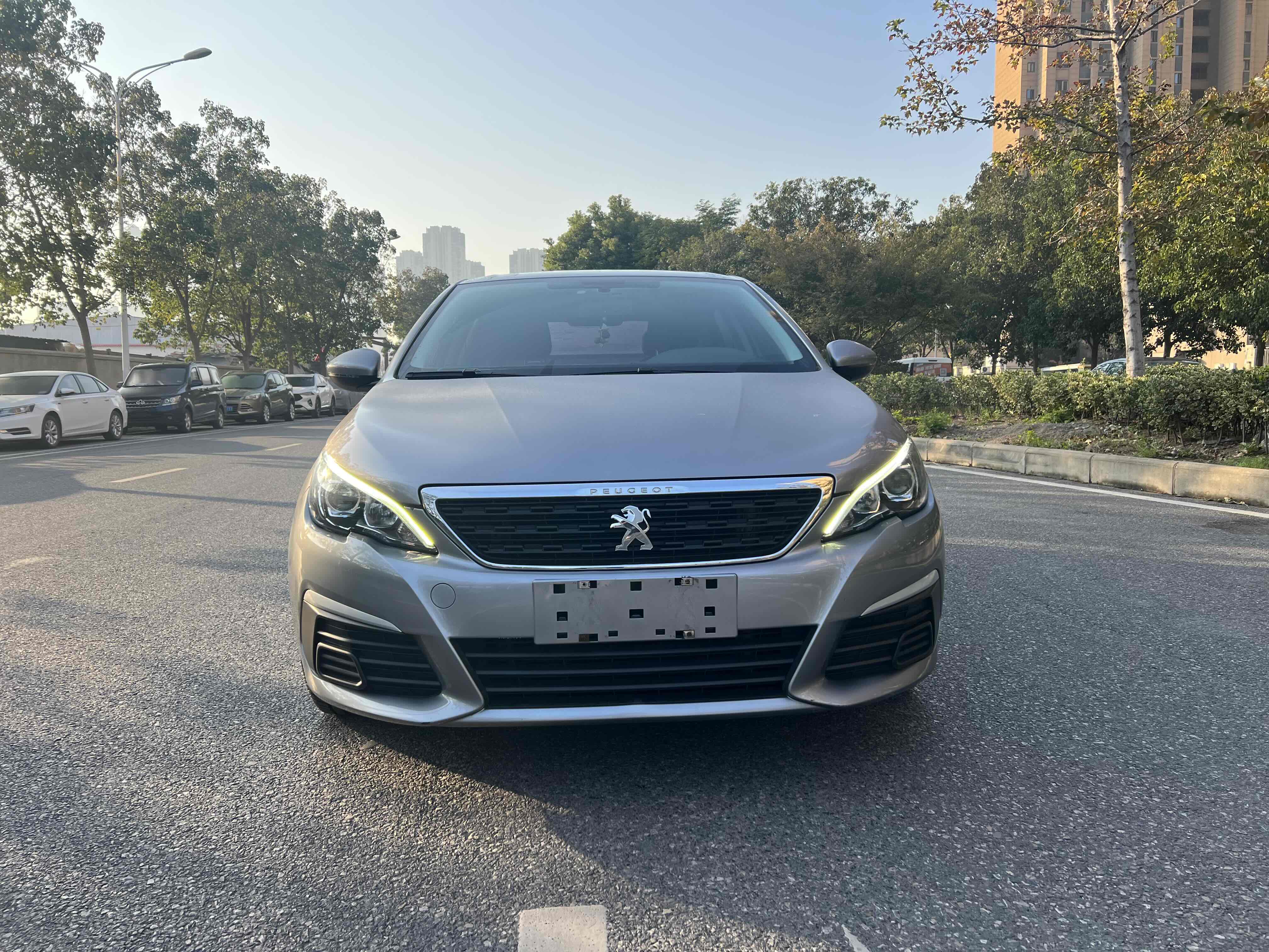 Peugeot 308 2018 Peugeot 308 2018 car image