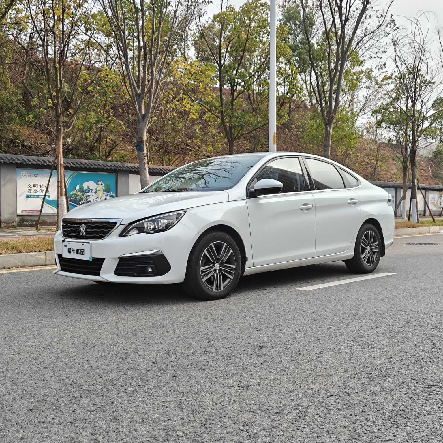 Peugeot 308 2018 Peugeot 308 2018 car image