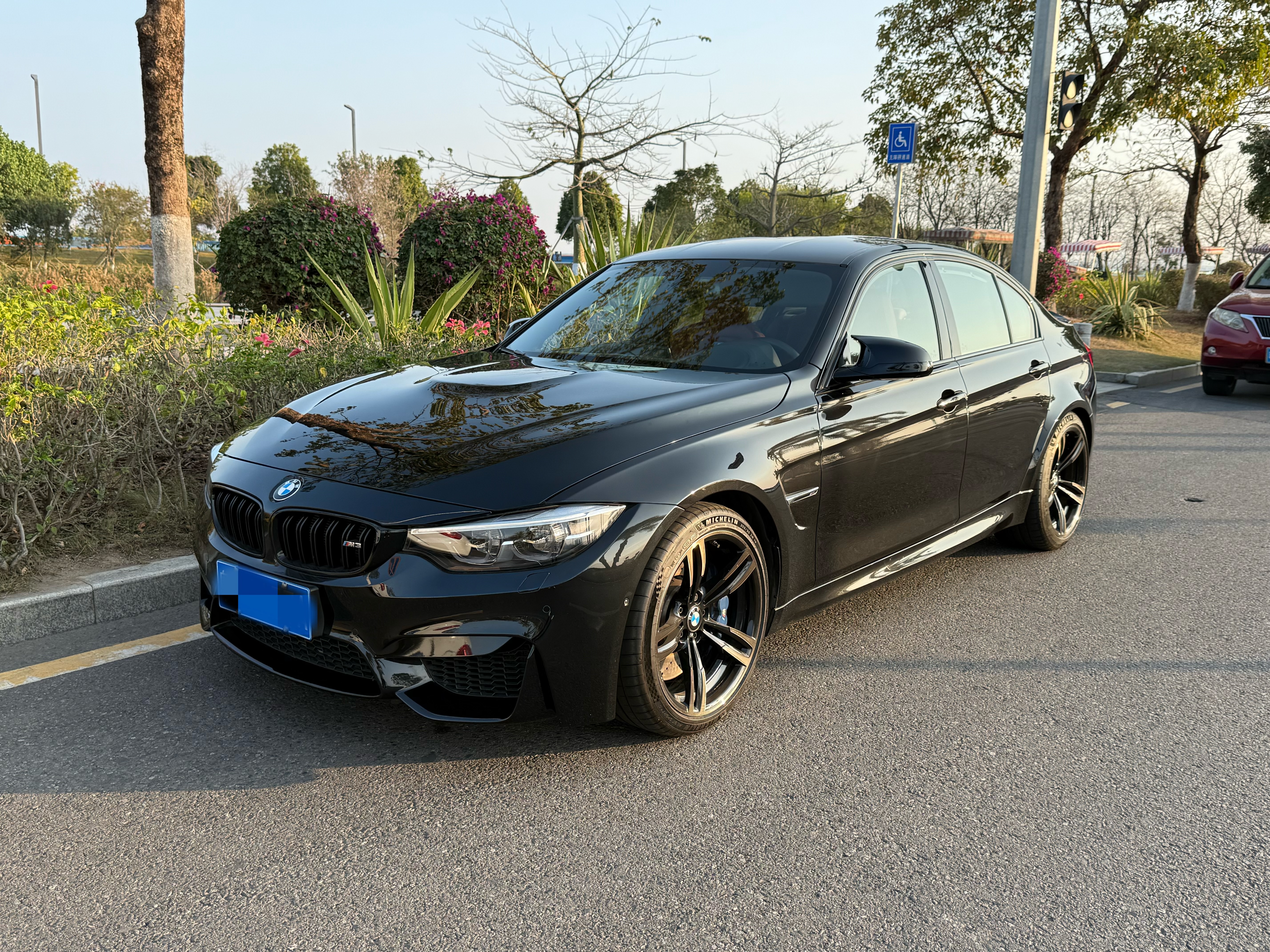 BMW M3 2018 car image 