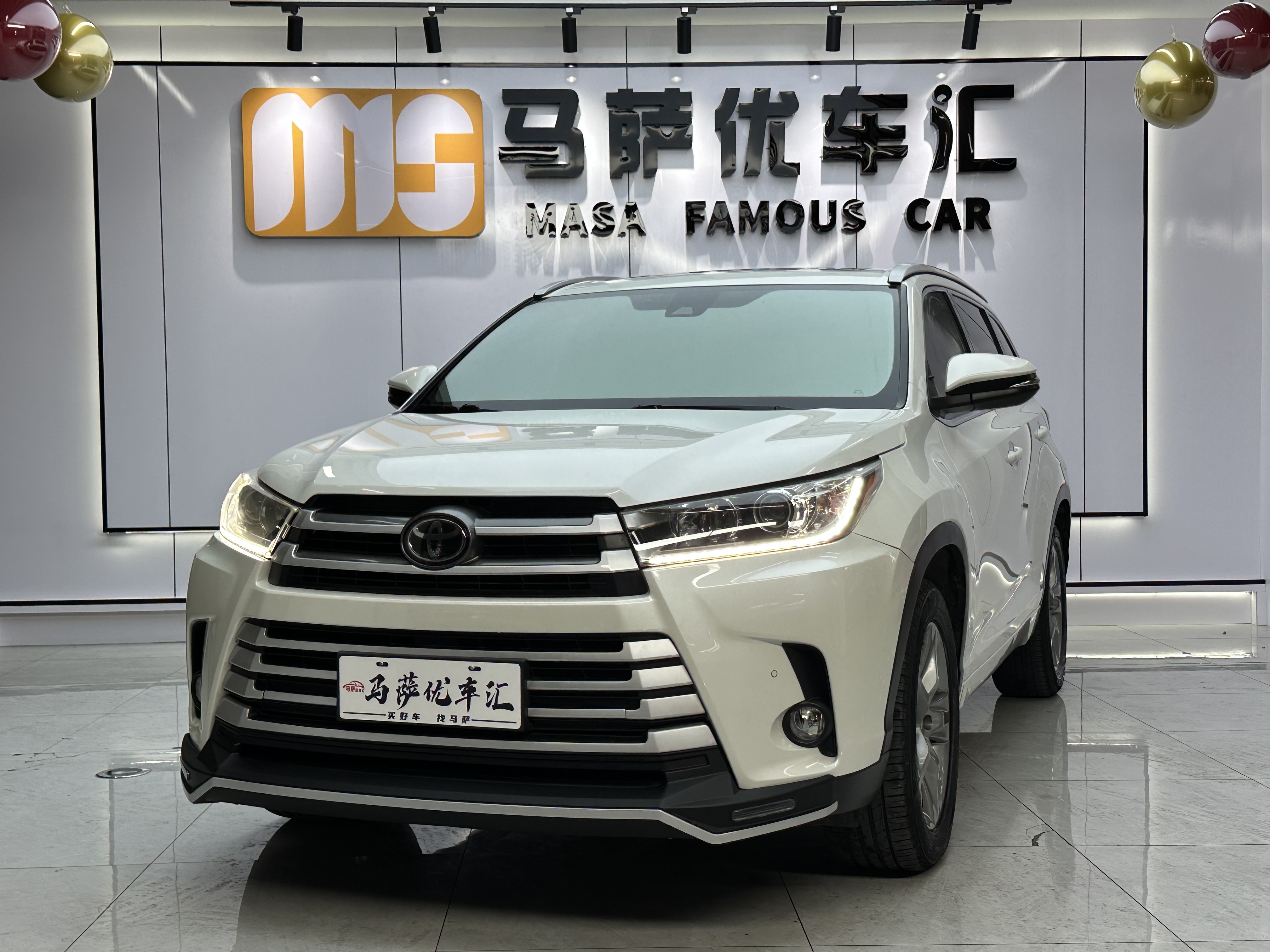 Toyota Highlander 2019 car image 