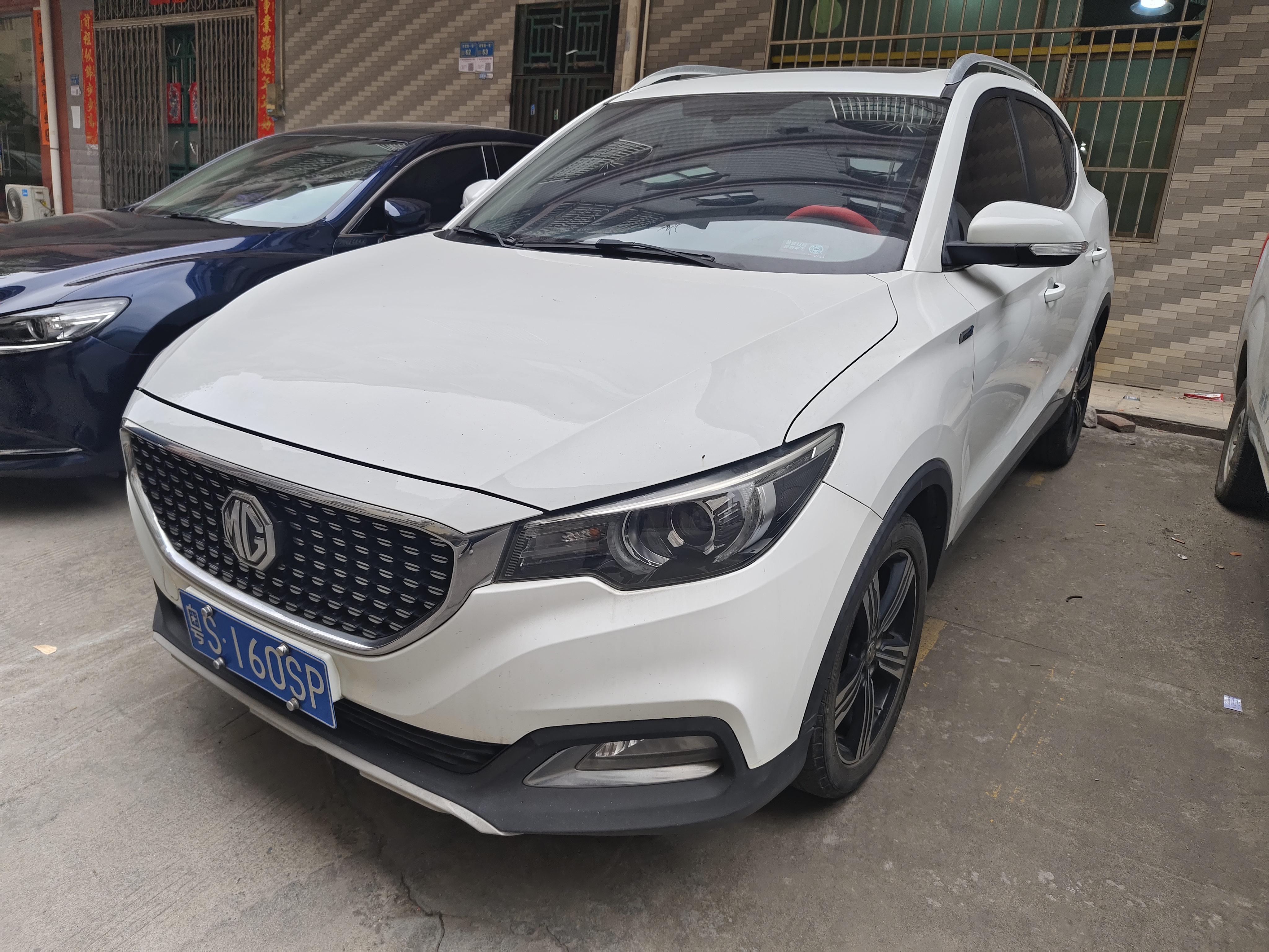 MG ZS 2018 MG ZS 2018 car image