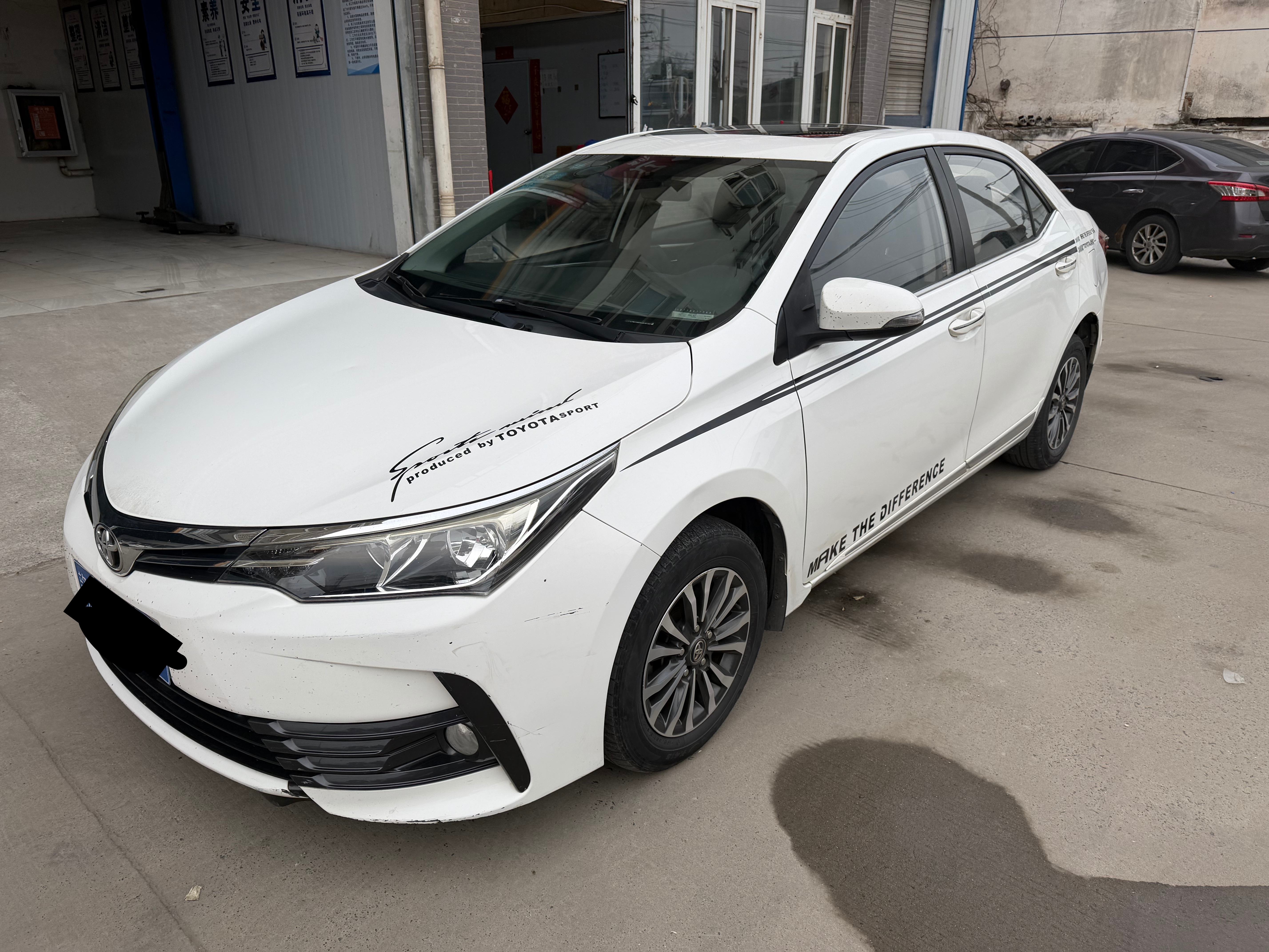 Corolla 2018 car image 