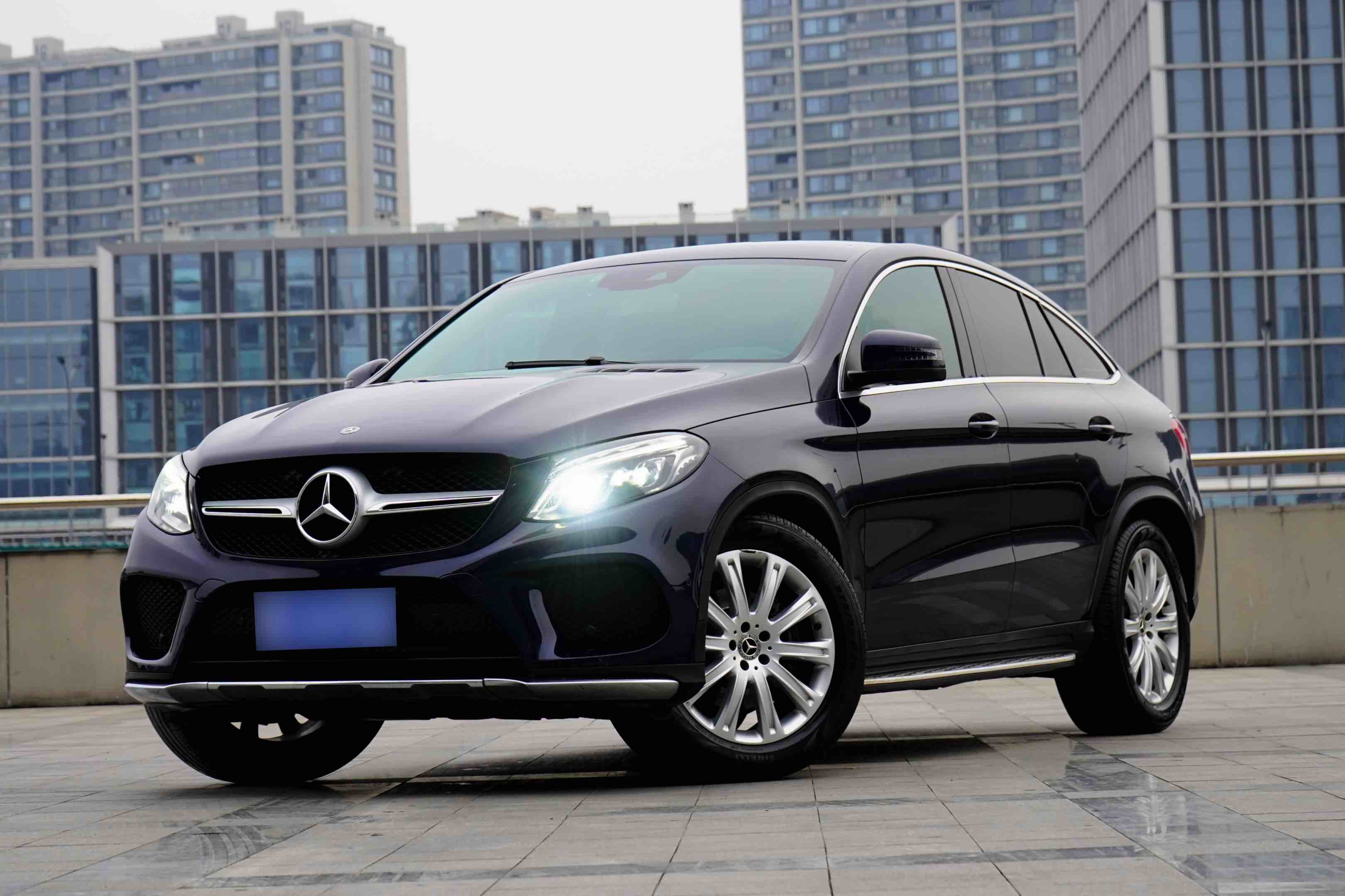 Mercedes-Benz GLE Coupe 2018 car image 