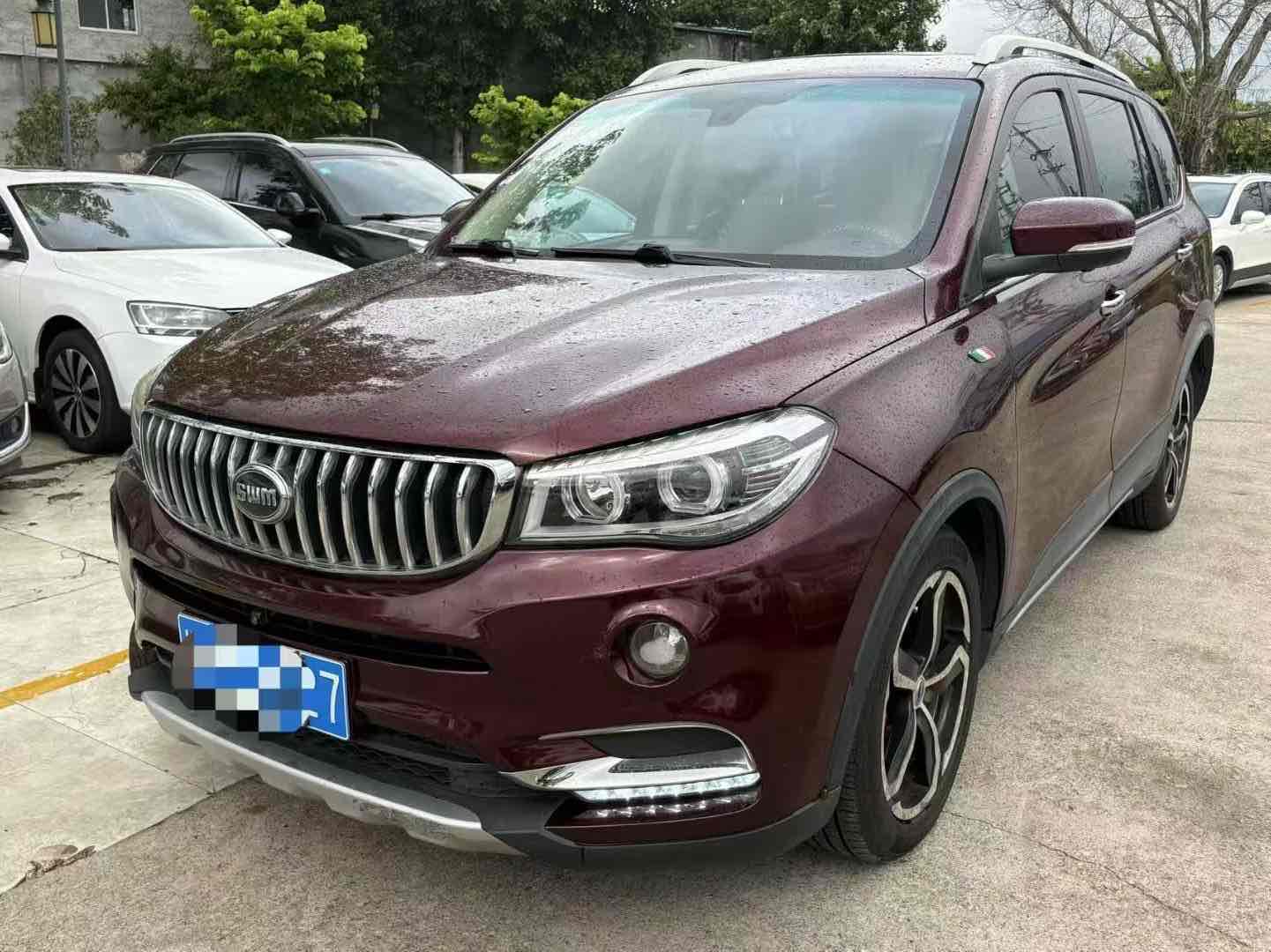 SWM X7 2018 SWM X7 2018 صورة سيارة