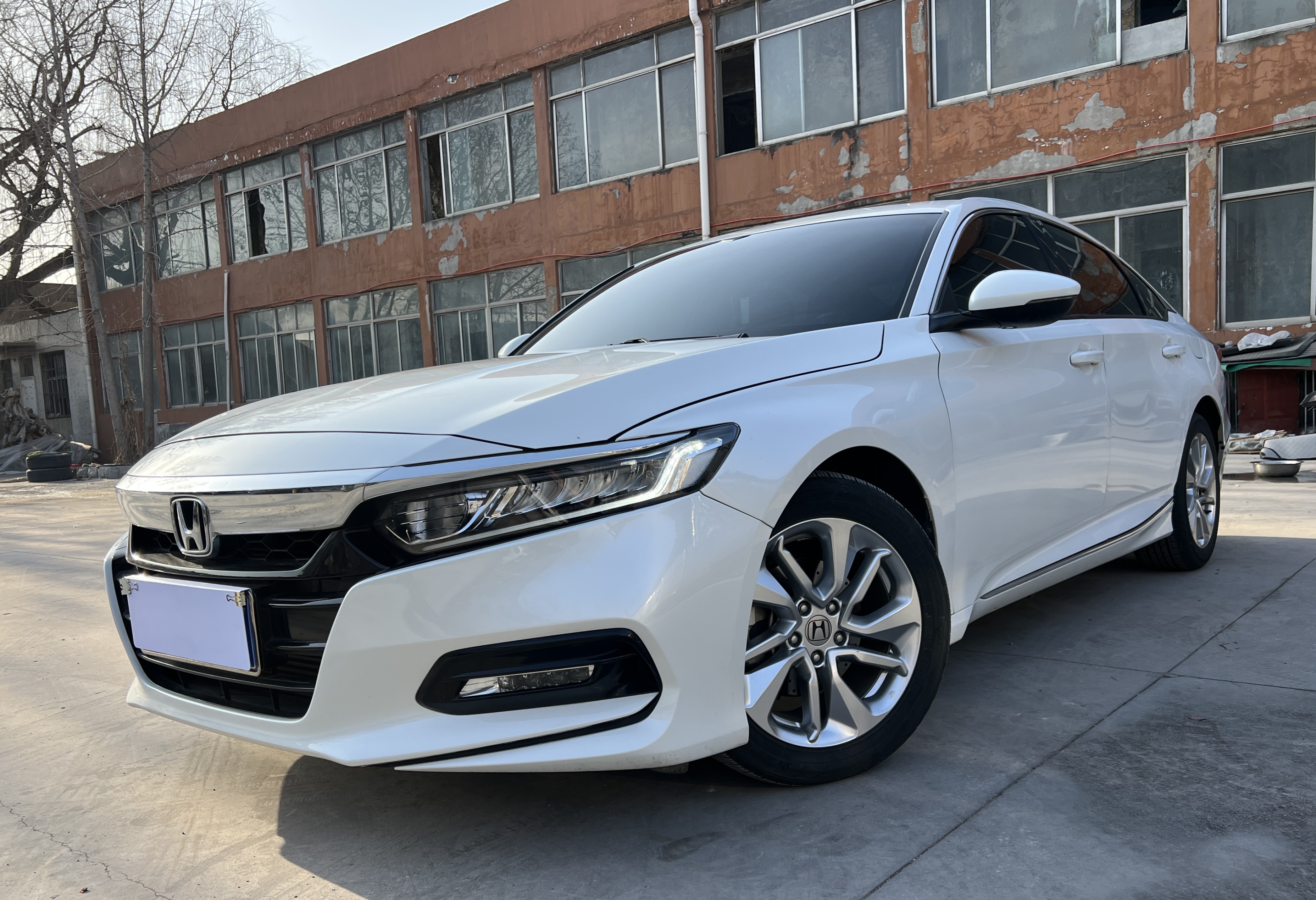 Honda Accord 2019 car image 