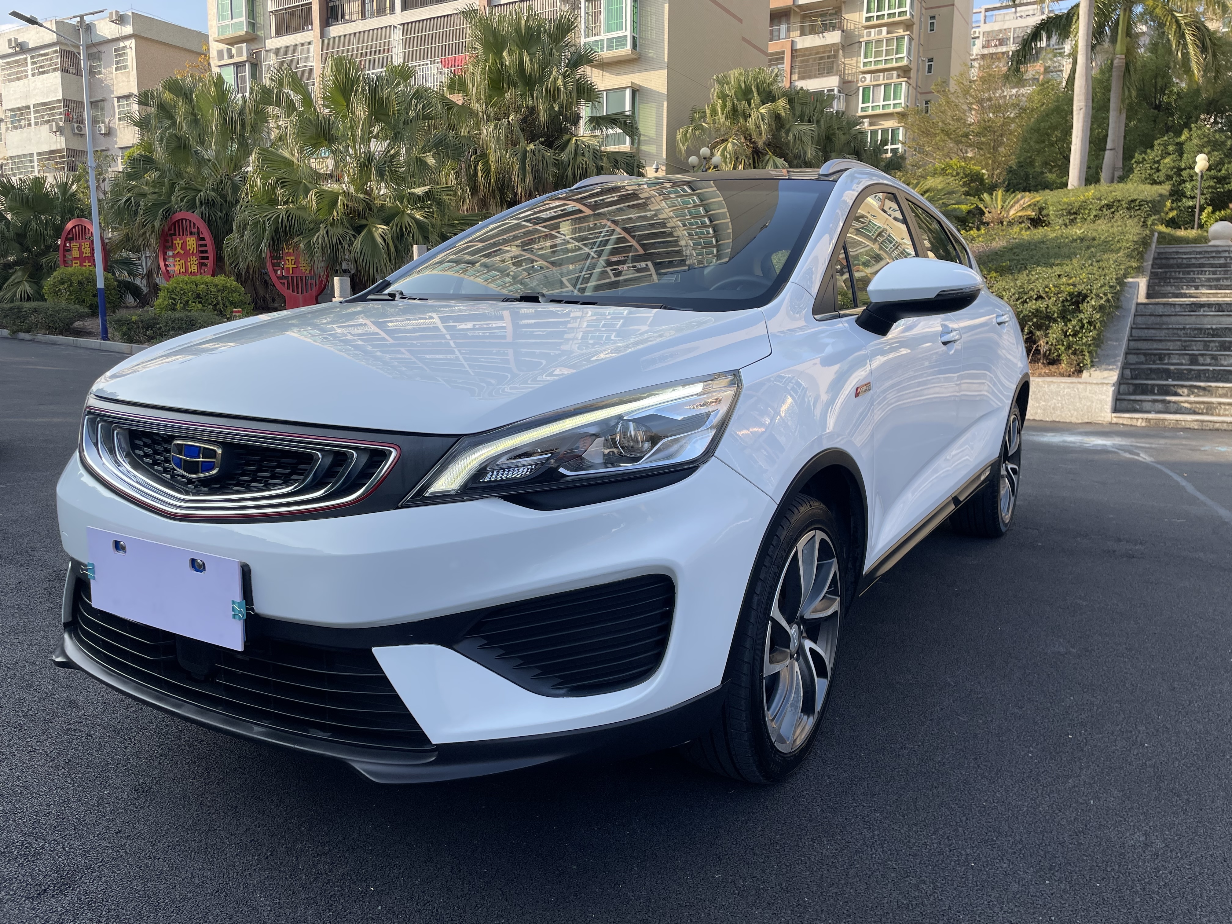 GEELY Emgrand GS 2018 car image 