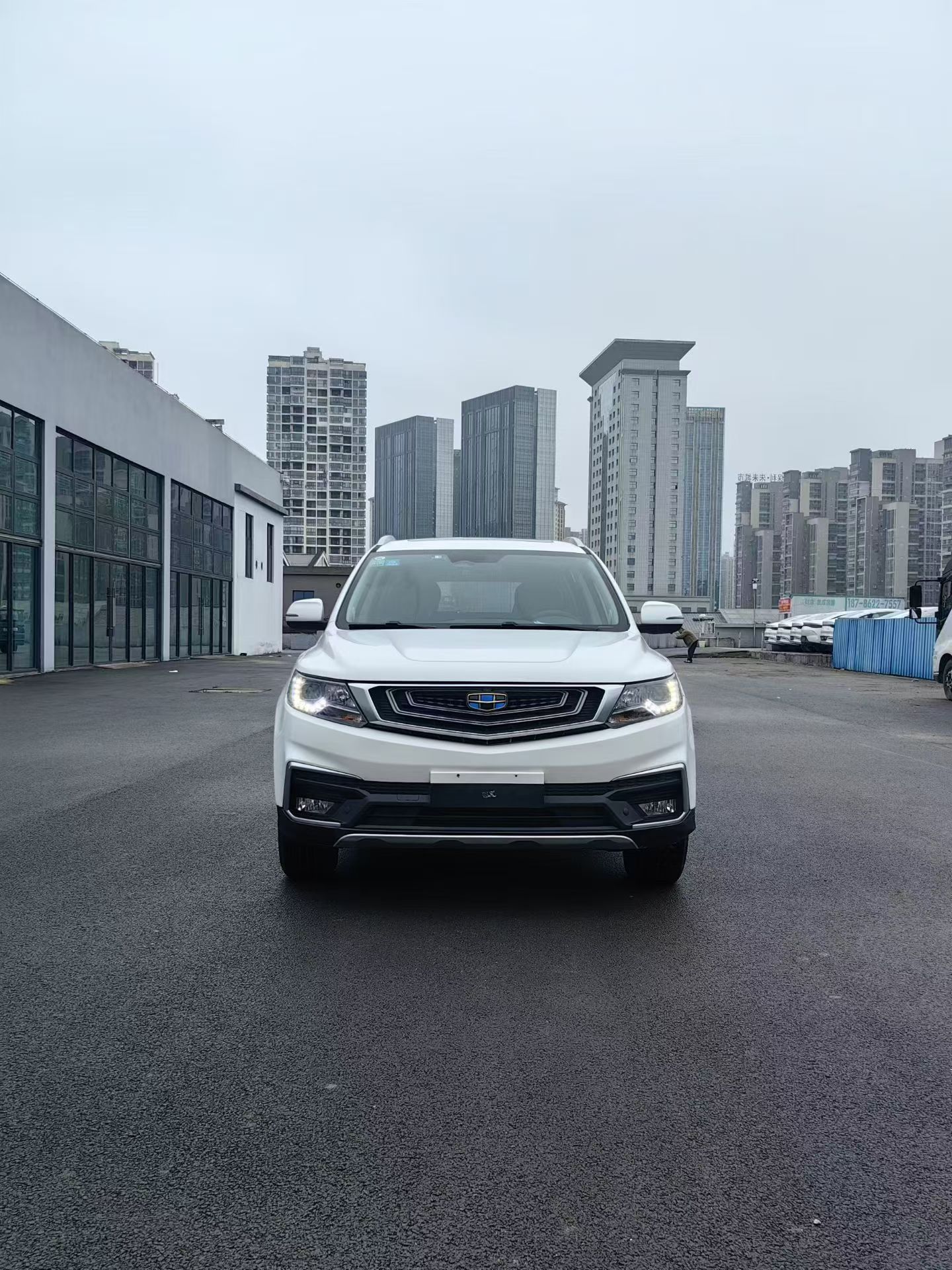 GEELY Emgrand GS 2018 car image 