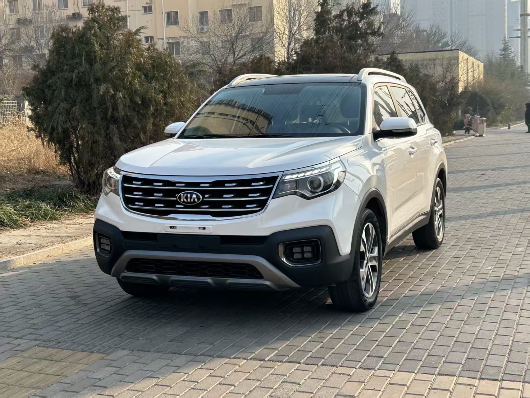 Kia Sportage R 2018 car image 