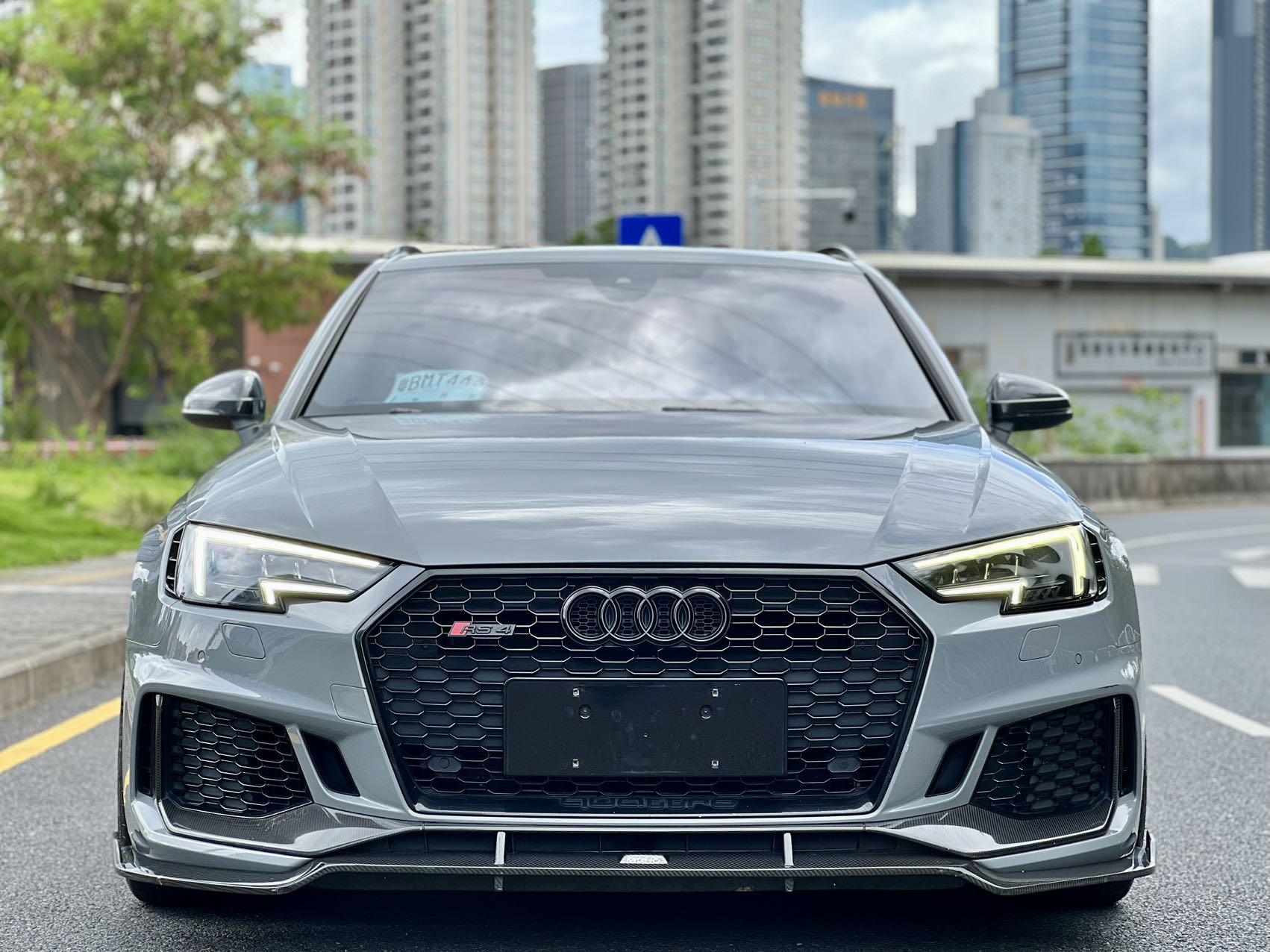 Audi RS 4 2019 car image 