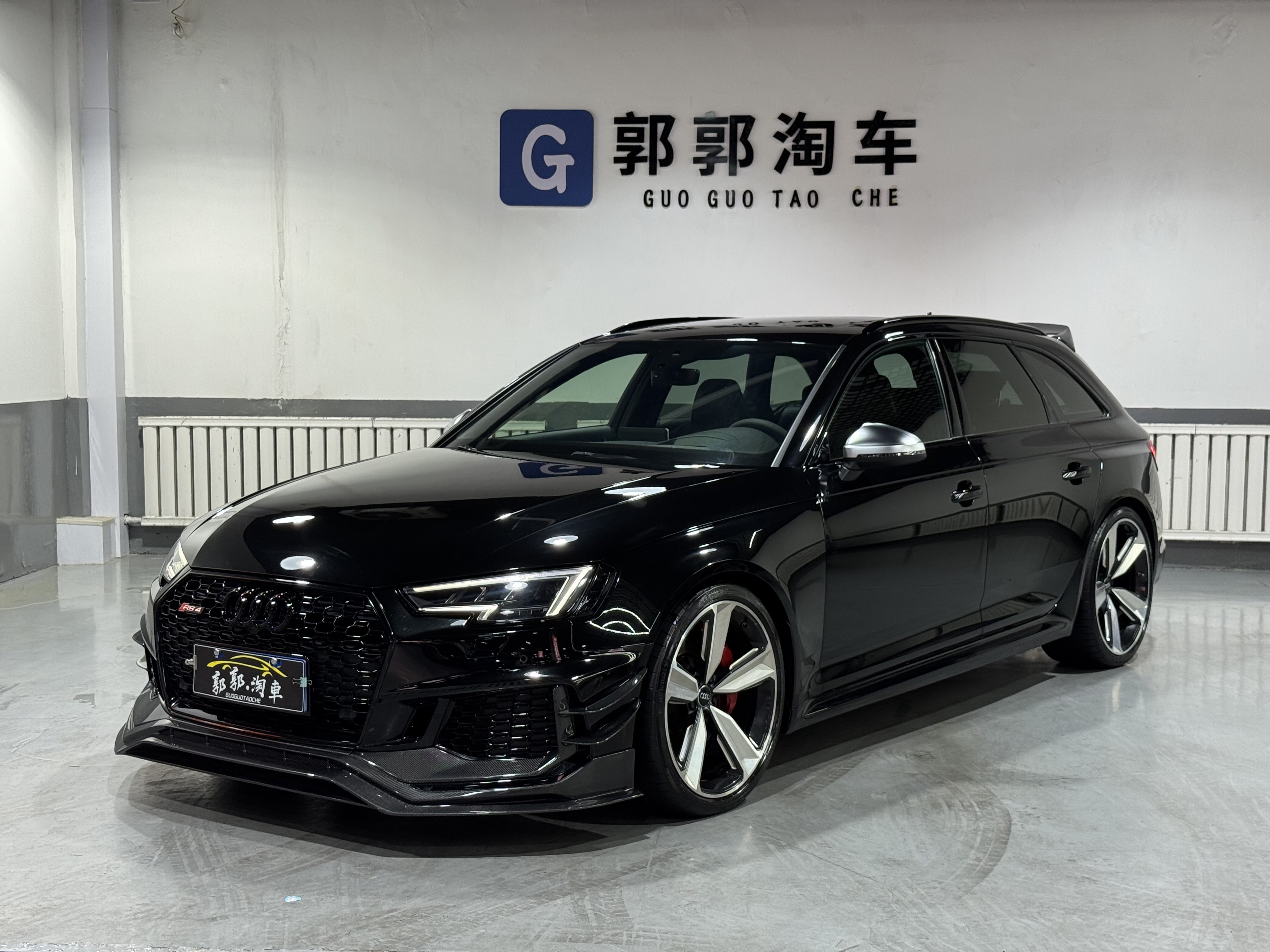 Audi RS 4 2020 car image 