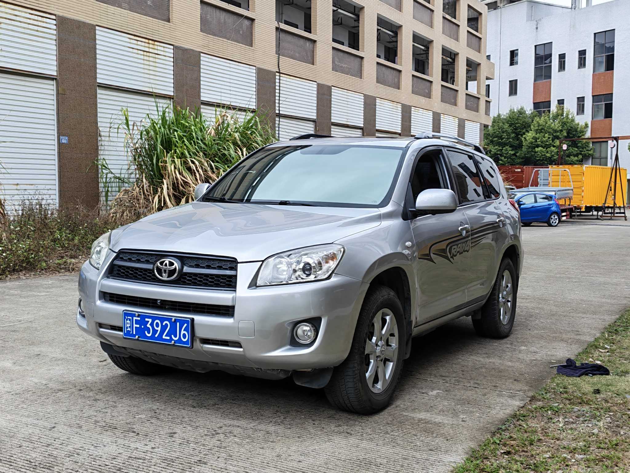 Toyota RAV4 2009 car image 