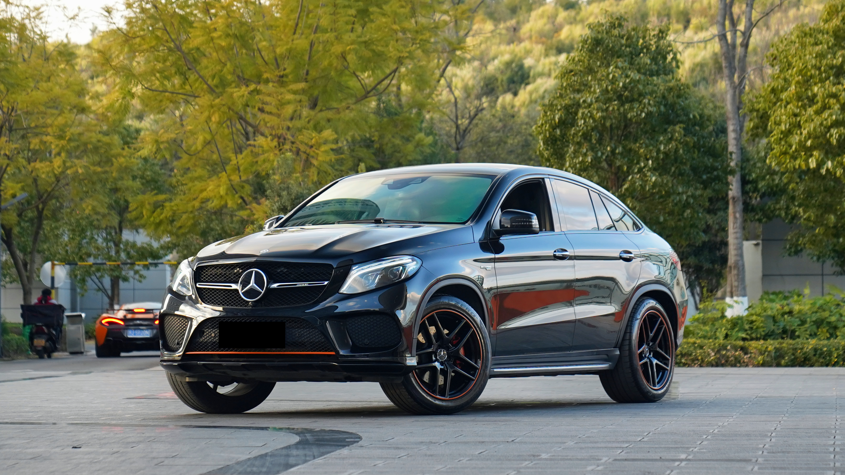 Mercedes-Benz GLE Coupe AMG 2018 Mercedes-Benz GLE Coupe AMG 2018 car image