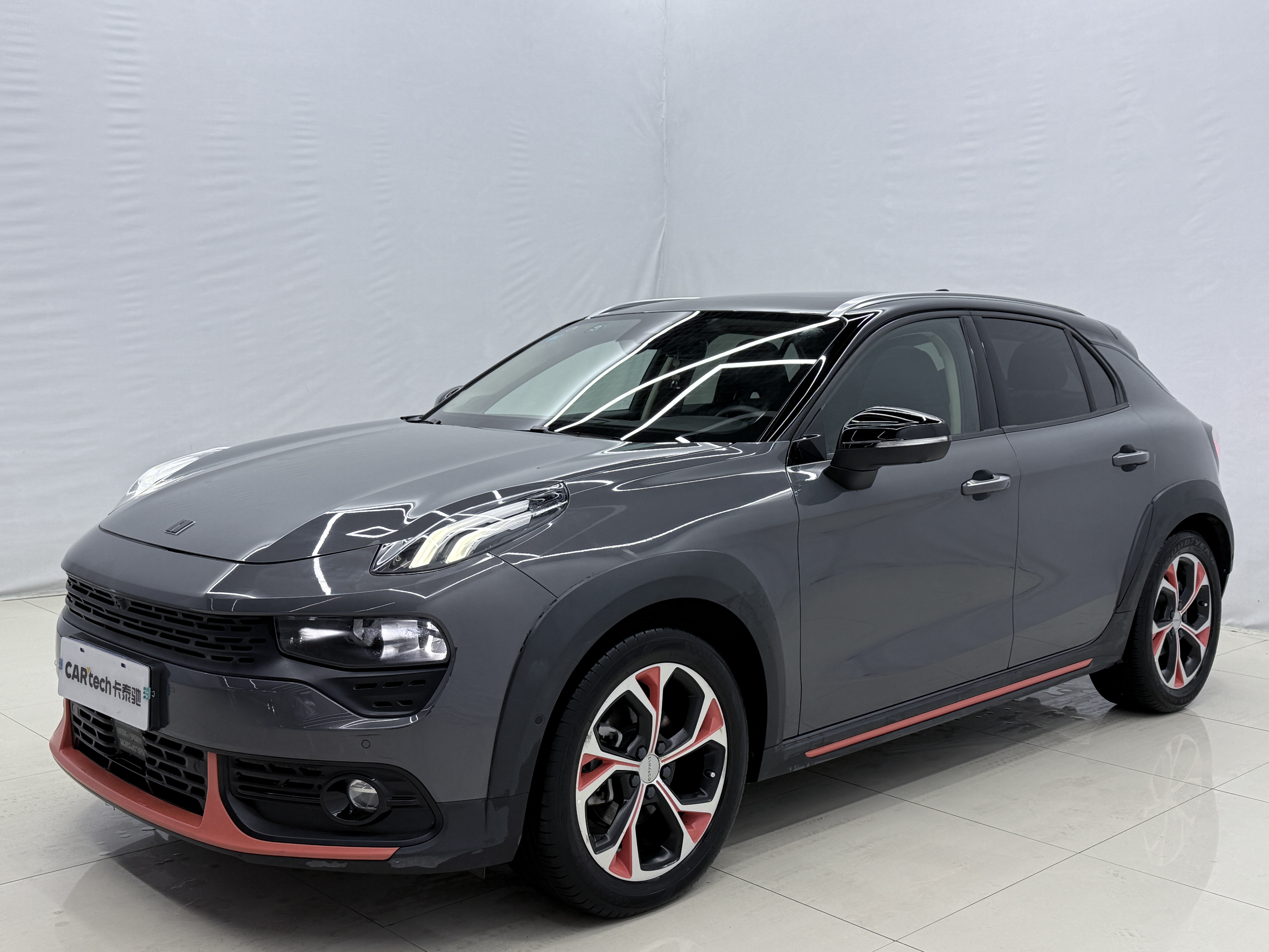 Lynk & Co 02 2019 Lynk & Co 02 2019 car image