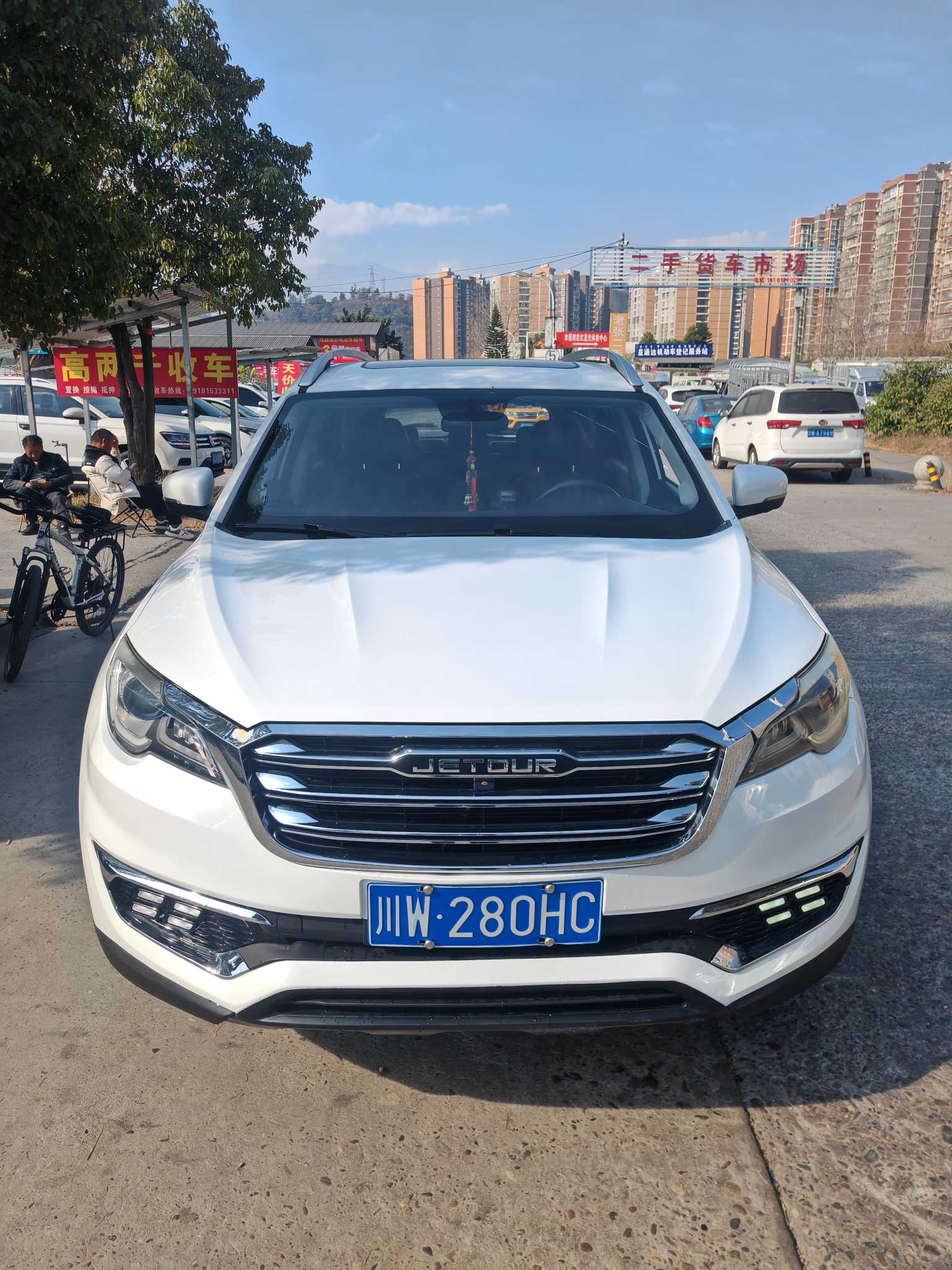 X70 2018 car image 