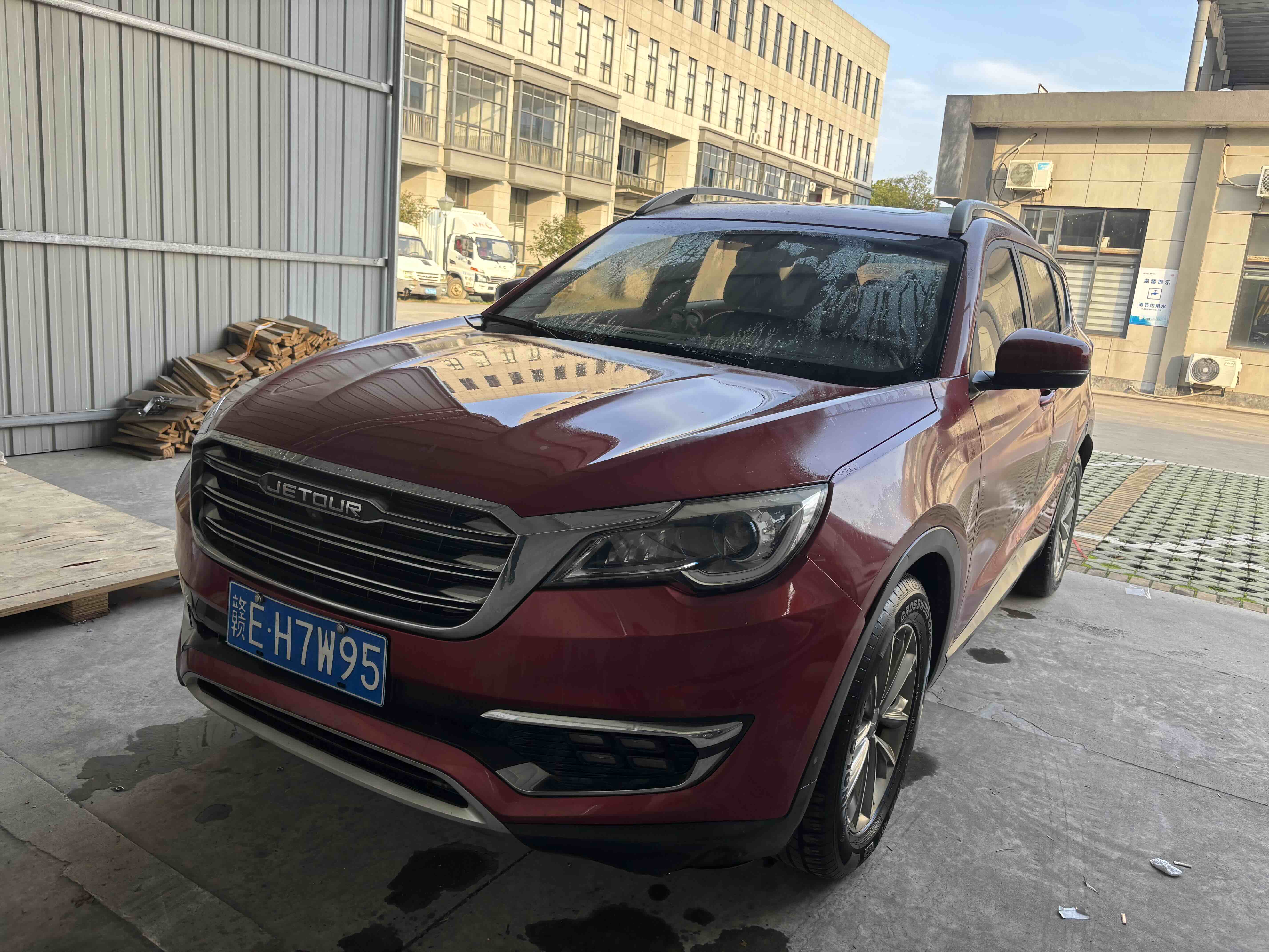 X70 2019 X70 2019 car image