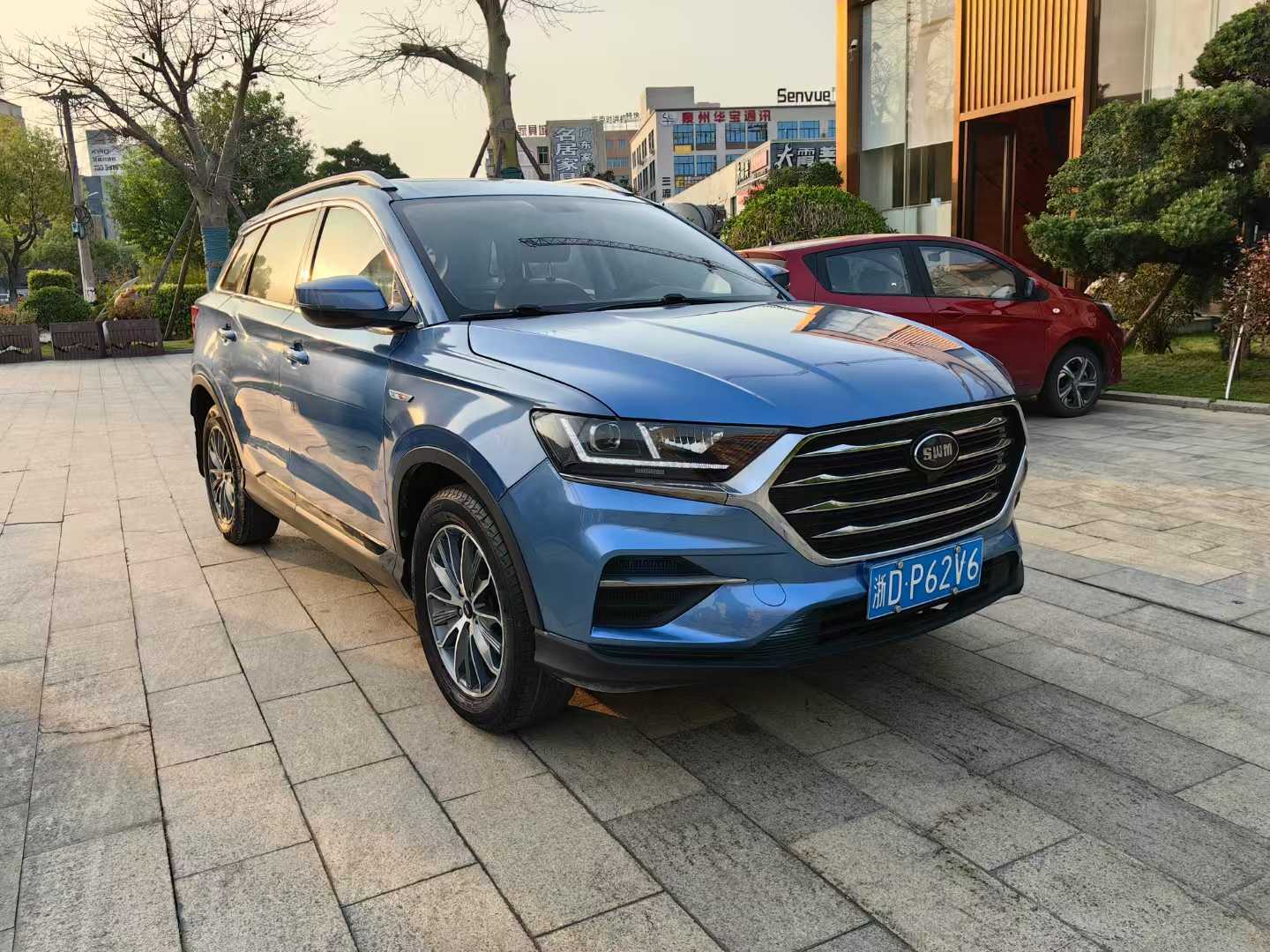 SWM G01 2018 SWM G01 2018 汽车图片