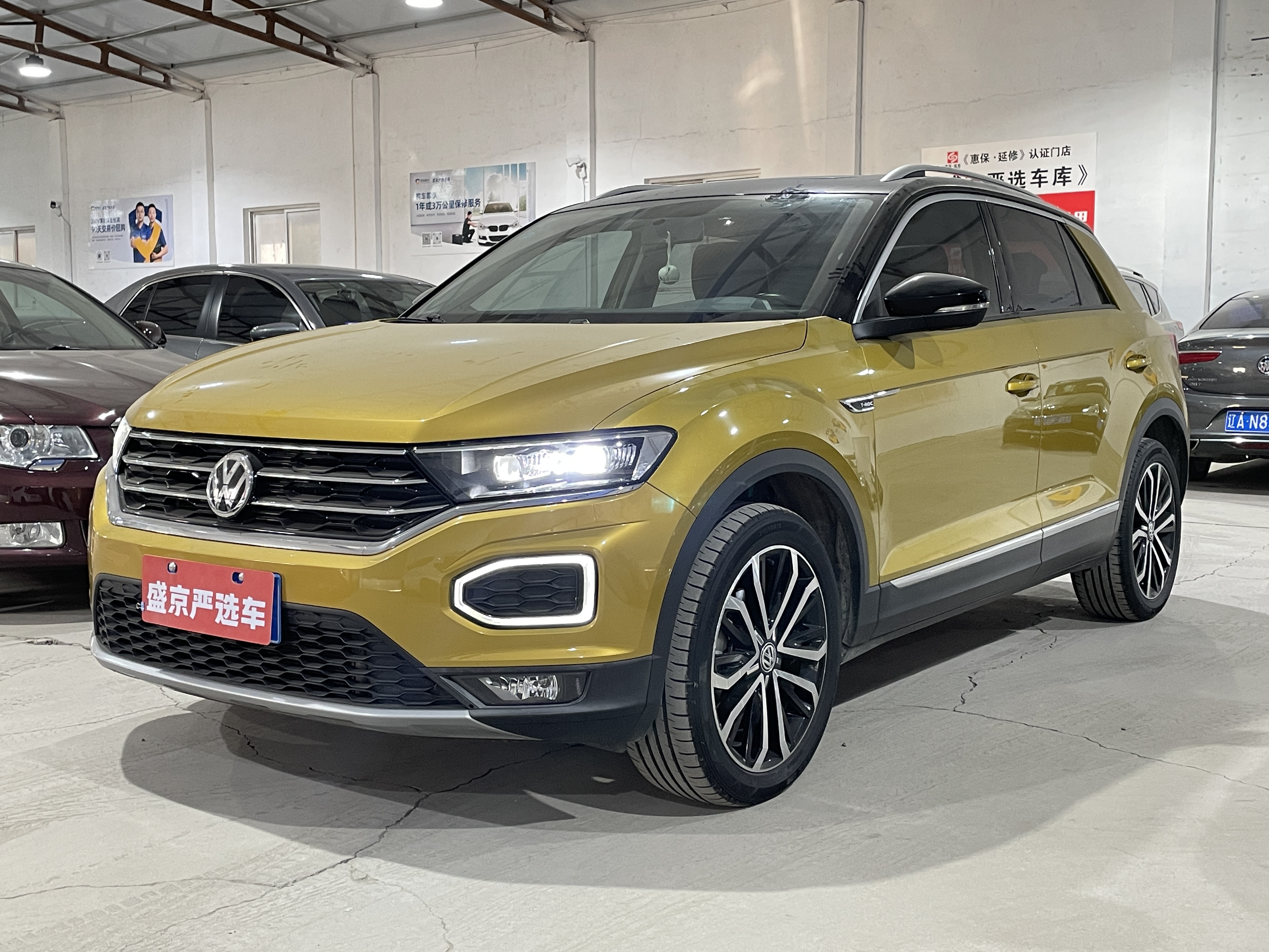 T-Roc 2019 T-Roc 2019 car image
