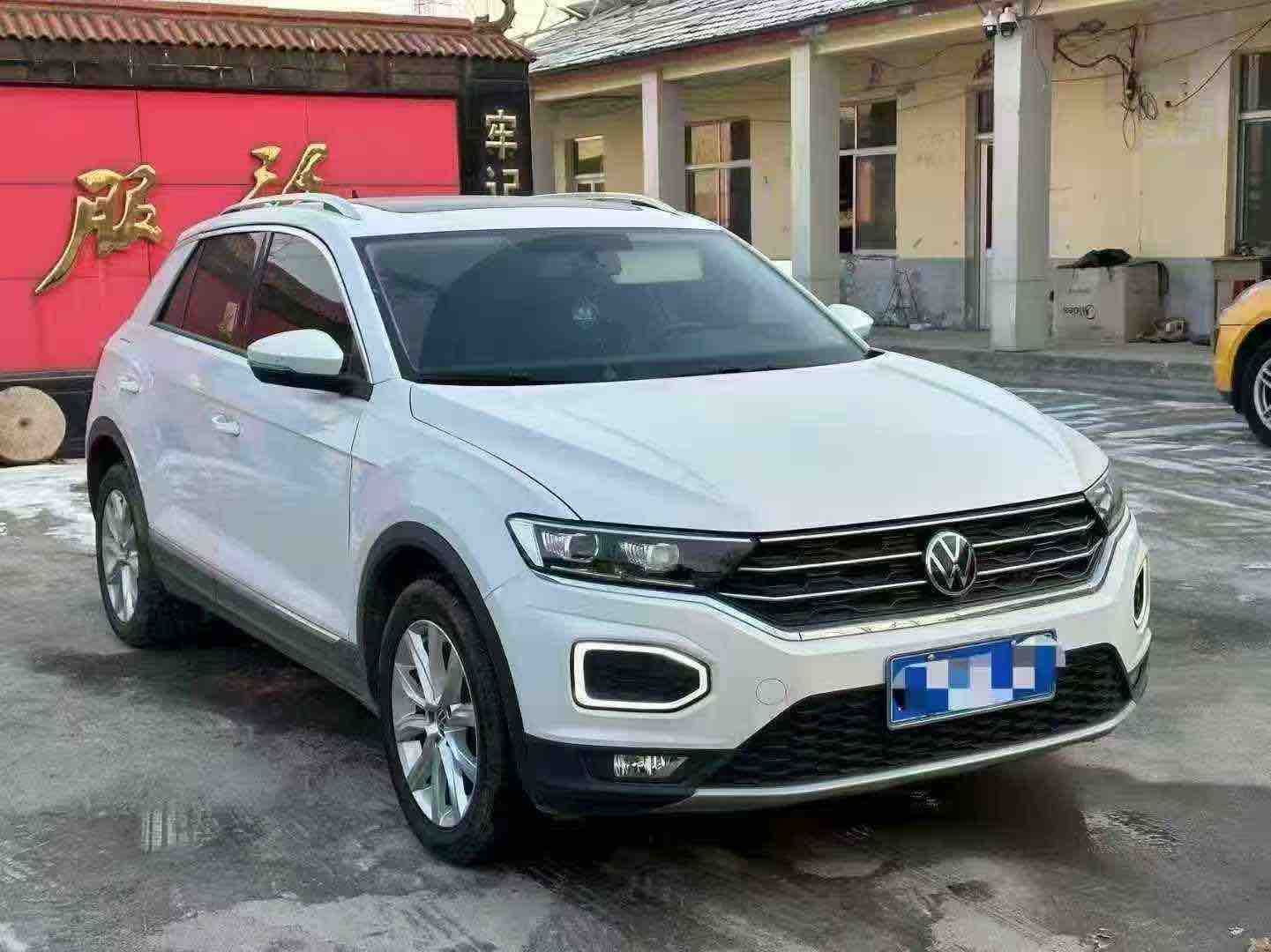 Volkswagen T-Roc 2019 Volkswagen T-Roc 2019 car image