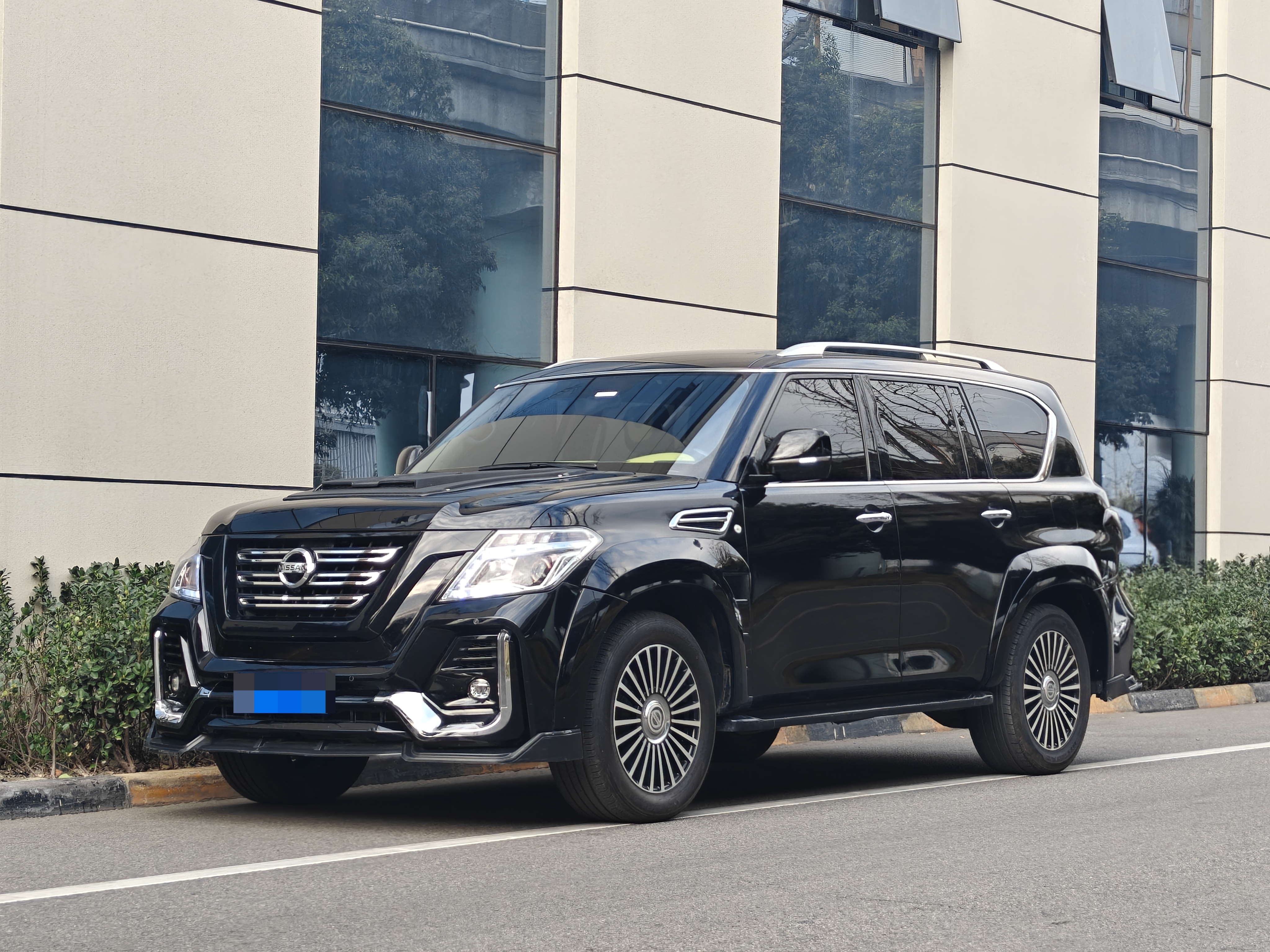 Nissan 2020 car image 