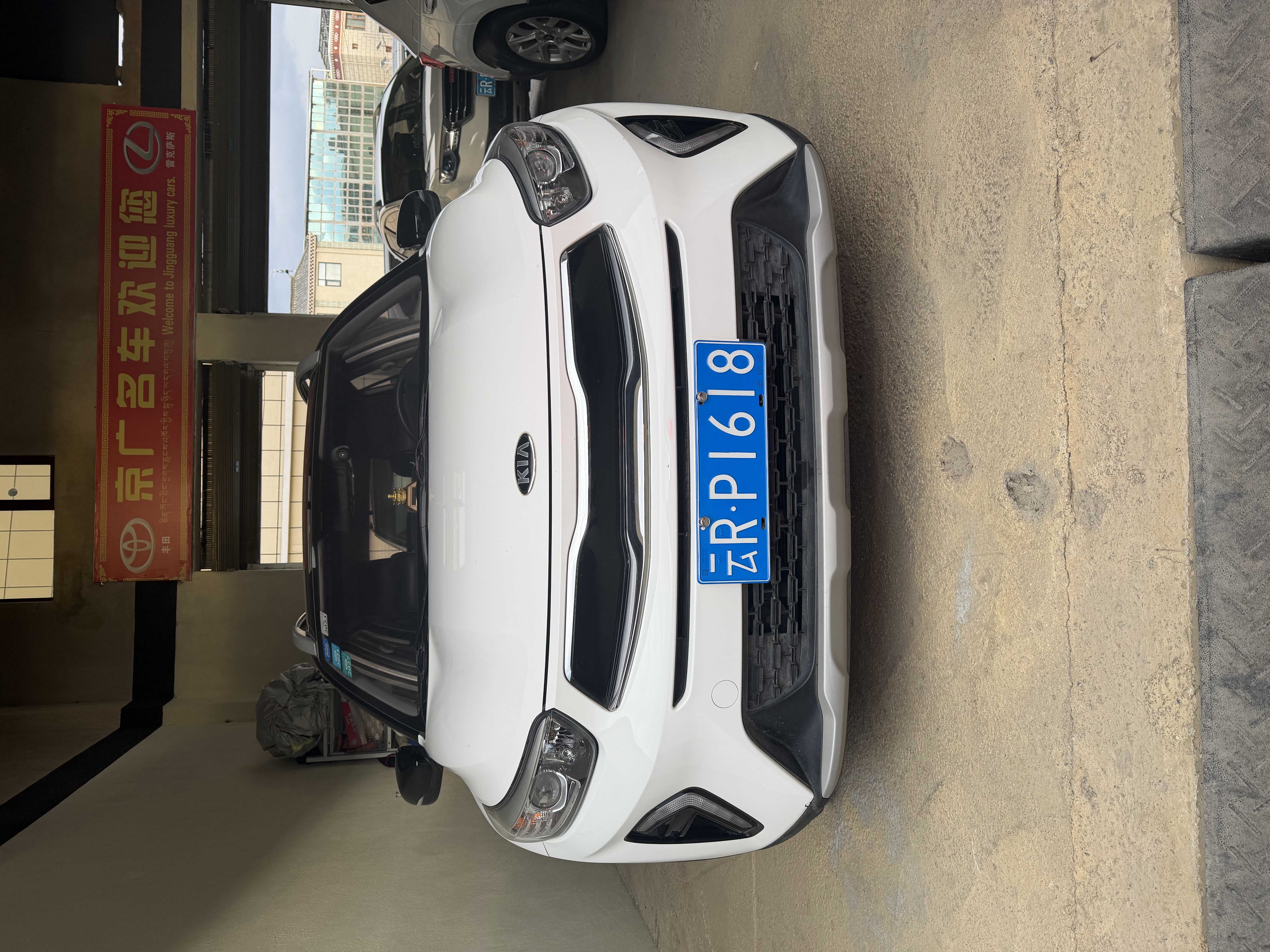 Kia KX1 2019 car image 