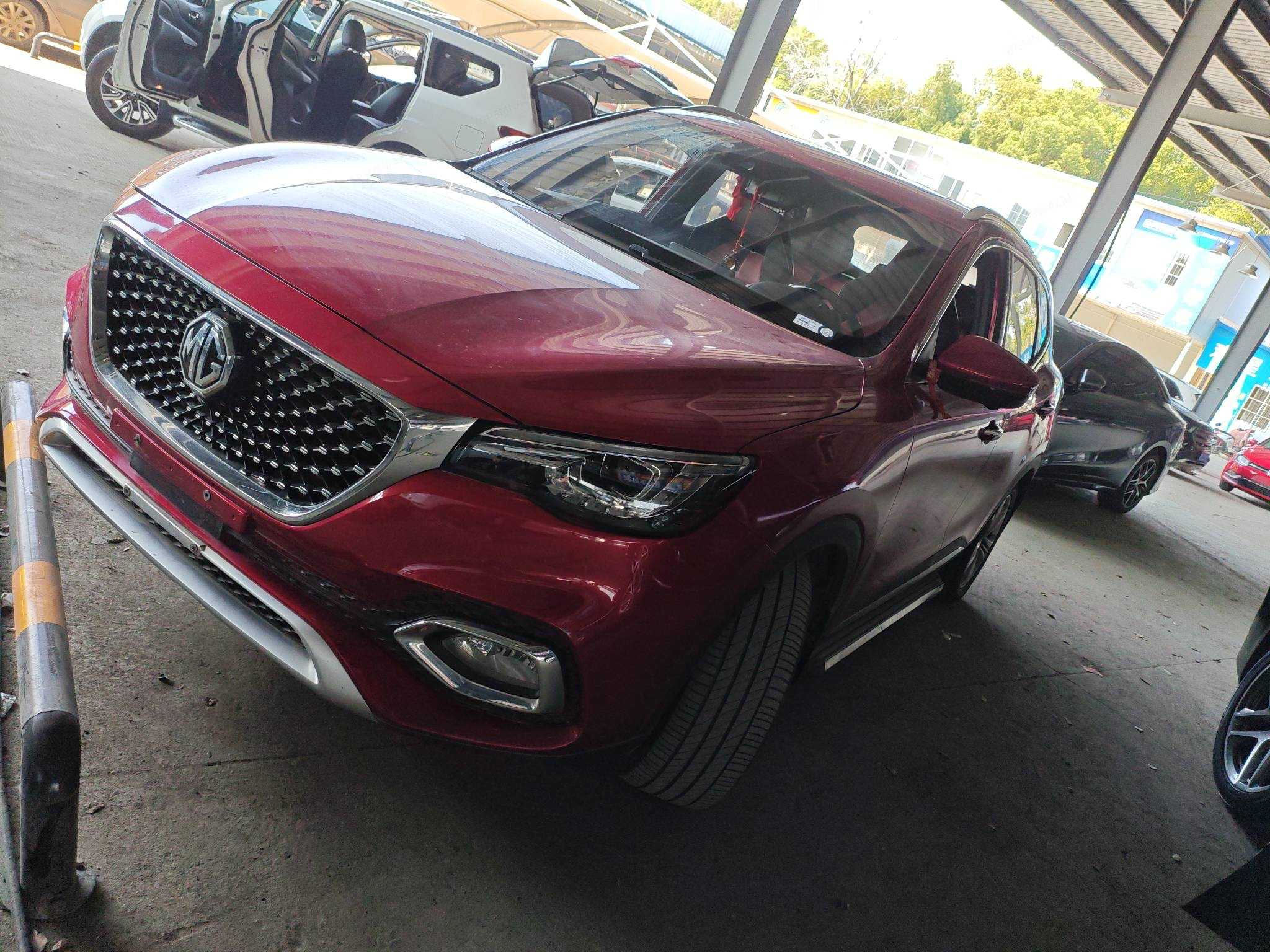 MG HS 2019 immagine di auto 