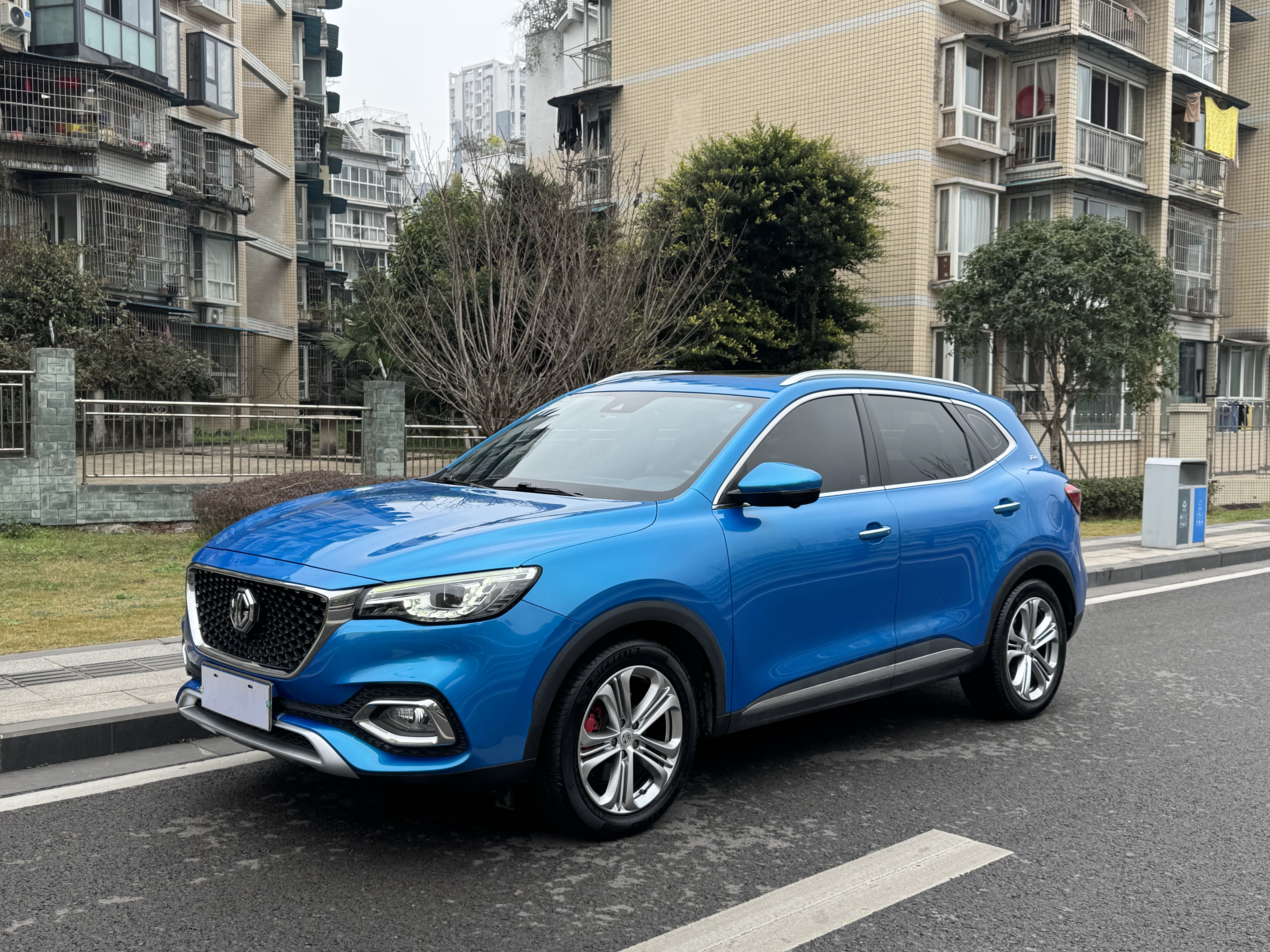 MG HS 2018 MG HS 2018 car image