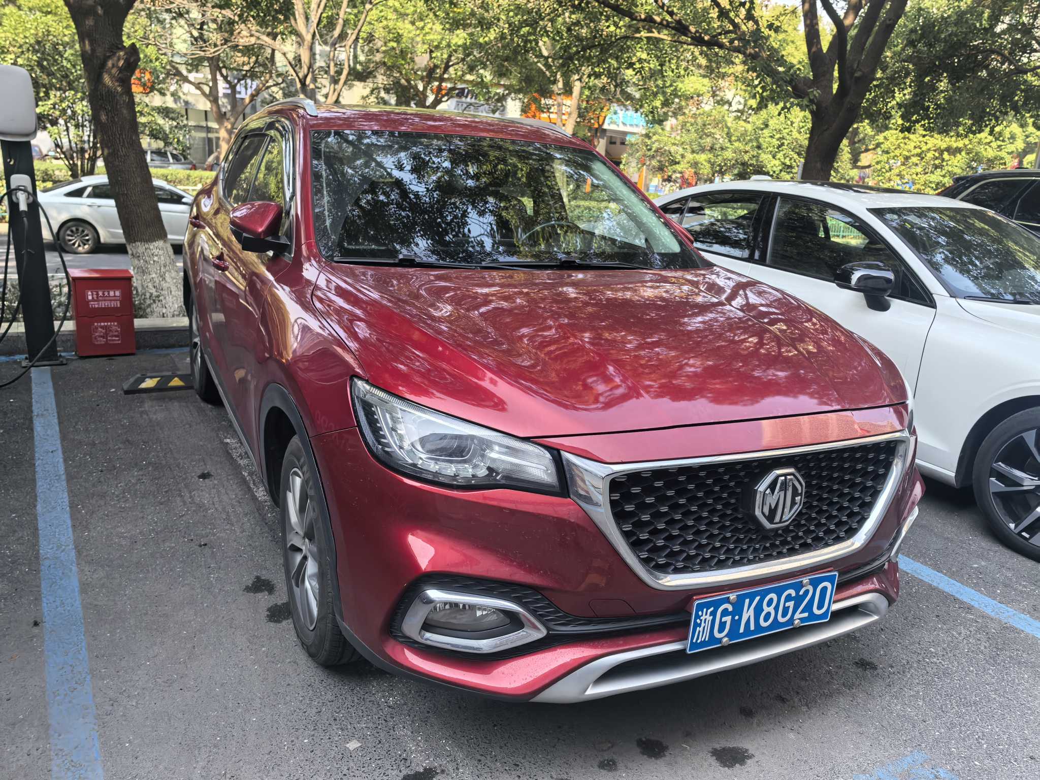 MG HS 2018 MG HS 2018 car image