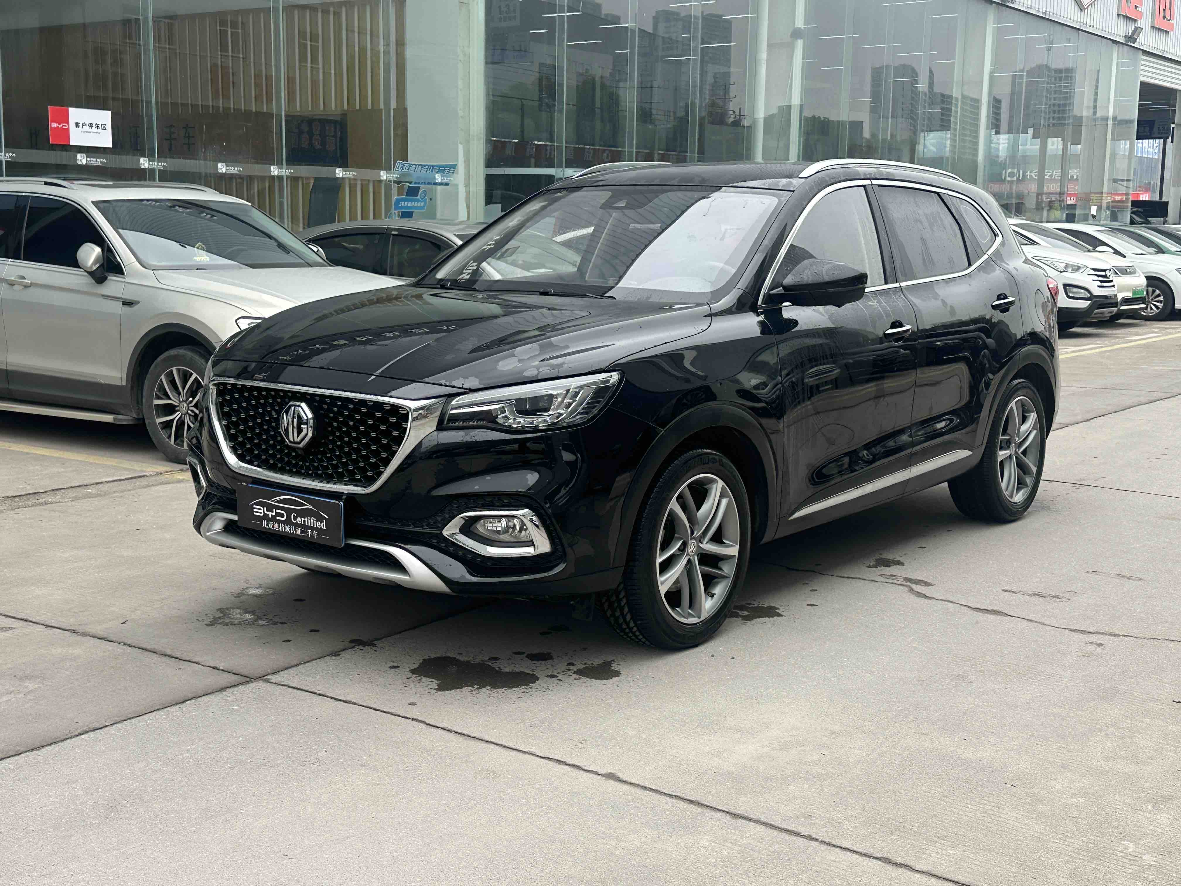 MG HS 2018 MG HS 2018 car image