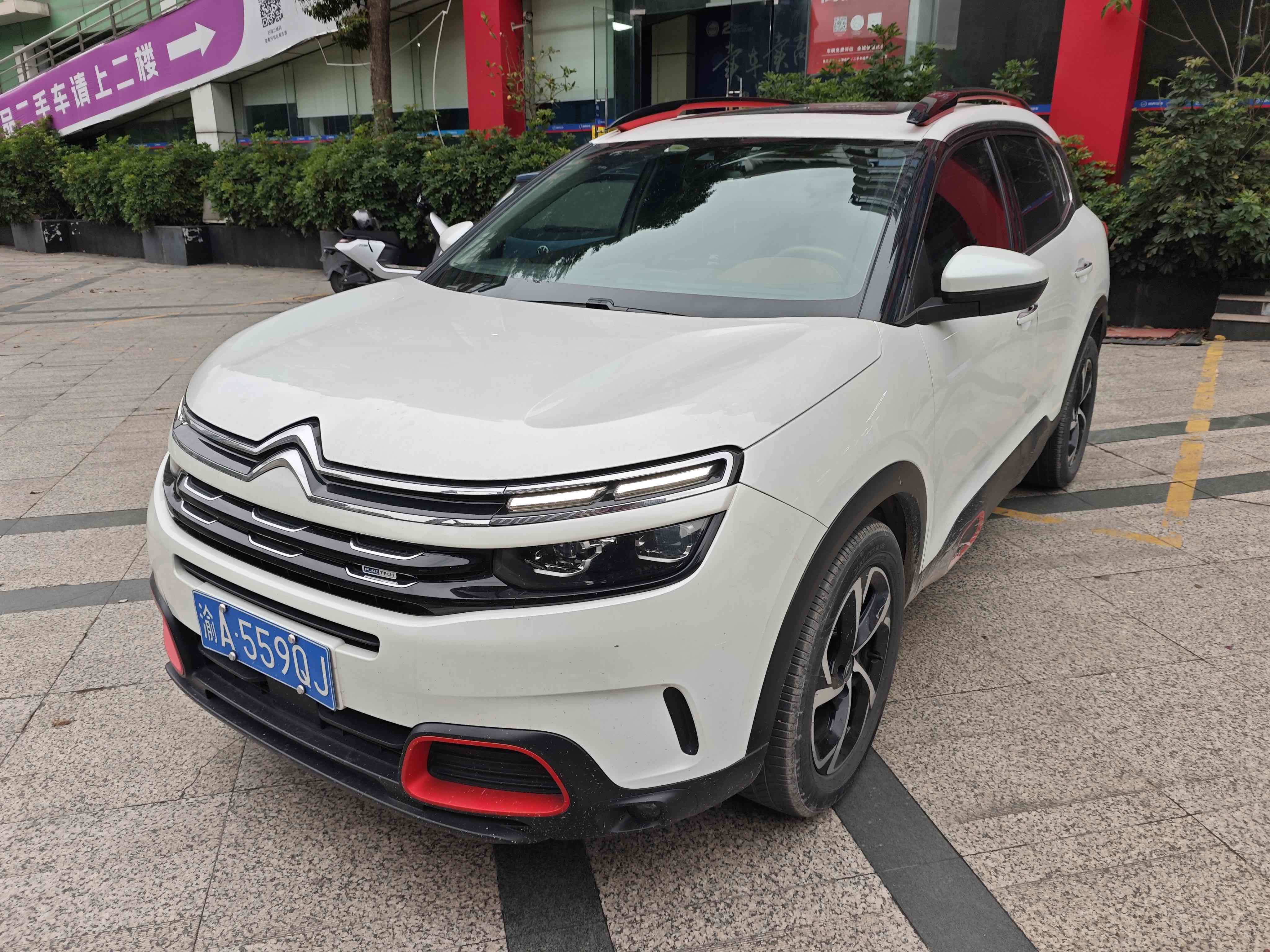 Citroen C5 AIRCROSS 2018 immagine di auto 