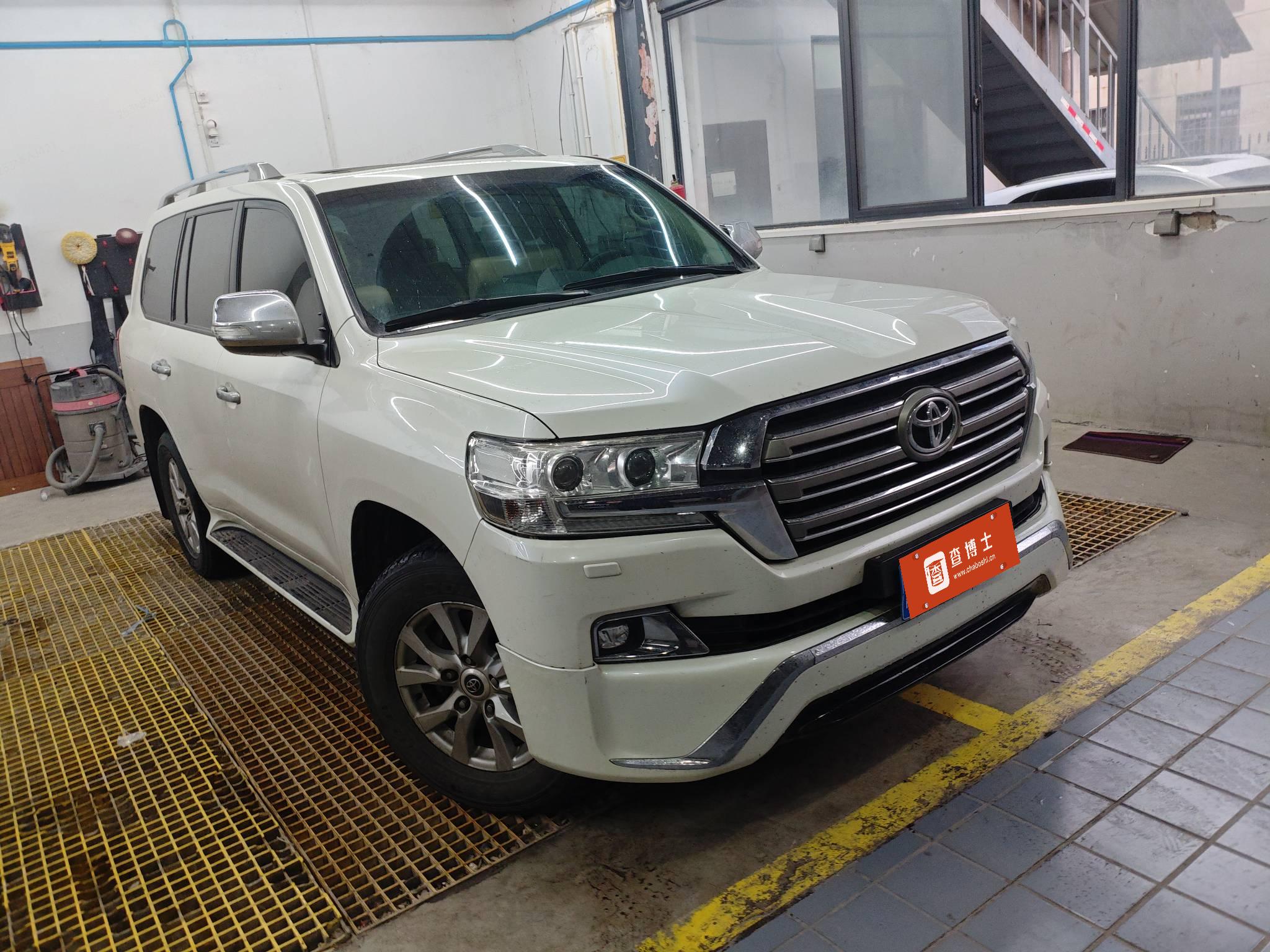 Toyota Land Cruiser 2017 汽车图片 
