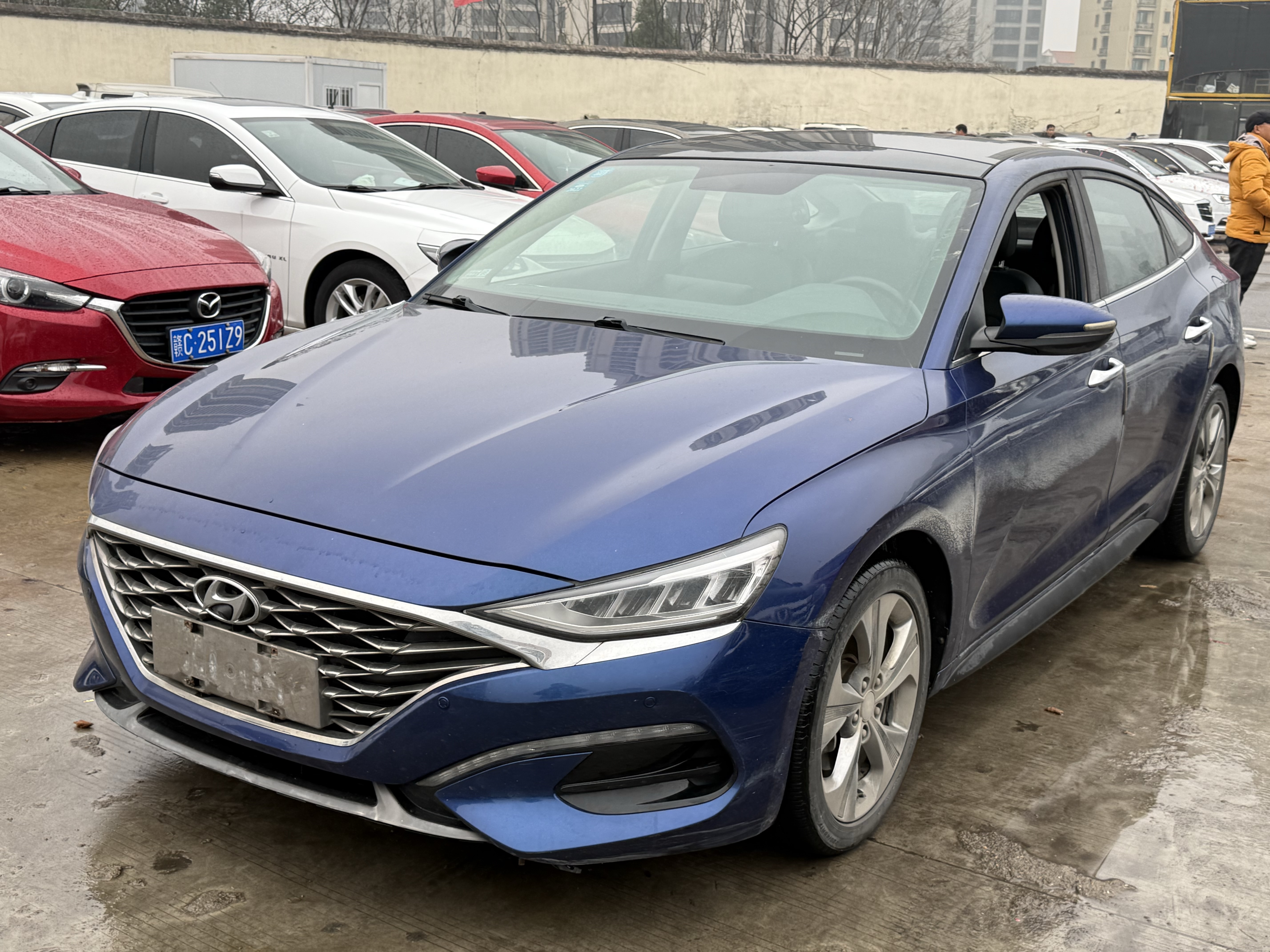 Hyundai Lafesta 2020 car image 