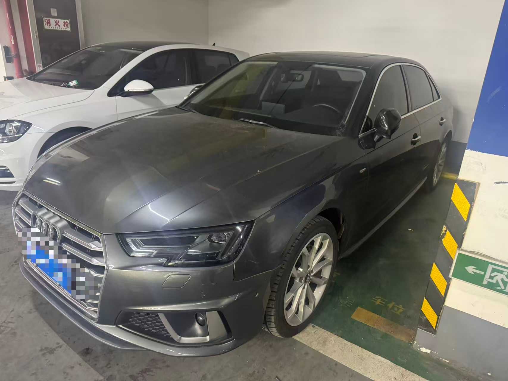 Audi A4L 2019 Audi A4L 2019 car image