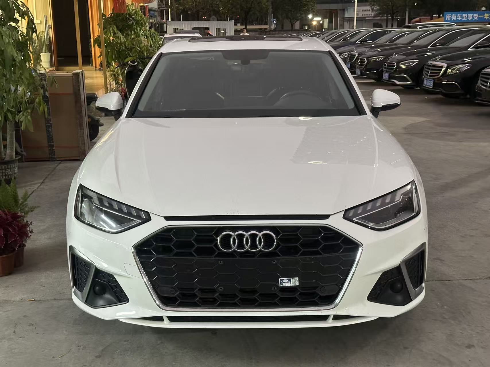 Audi A4L 2020 Audi A4L 2020 car image