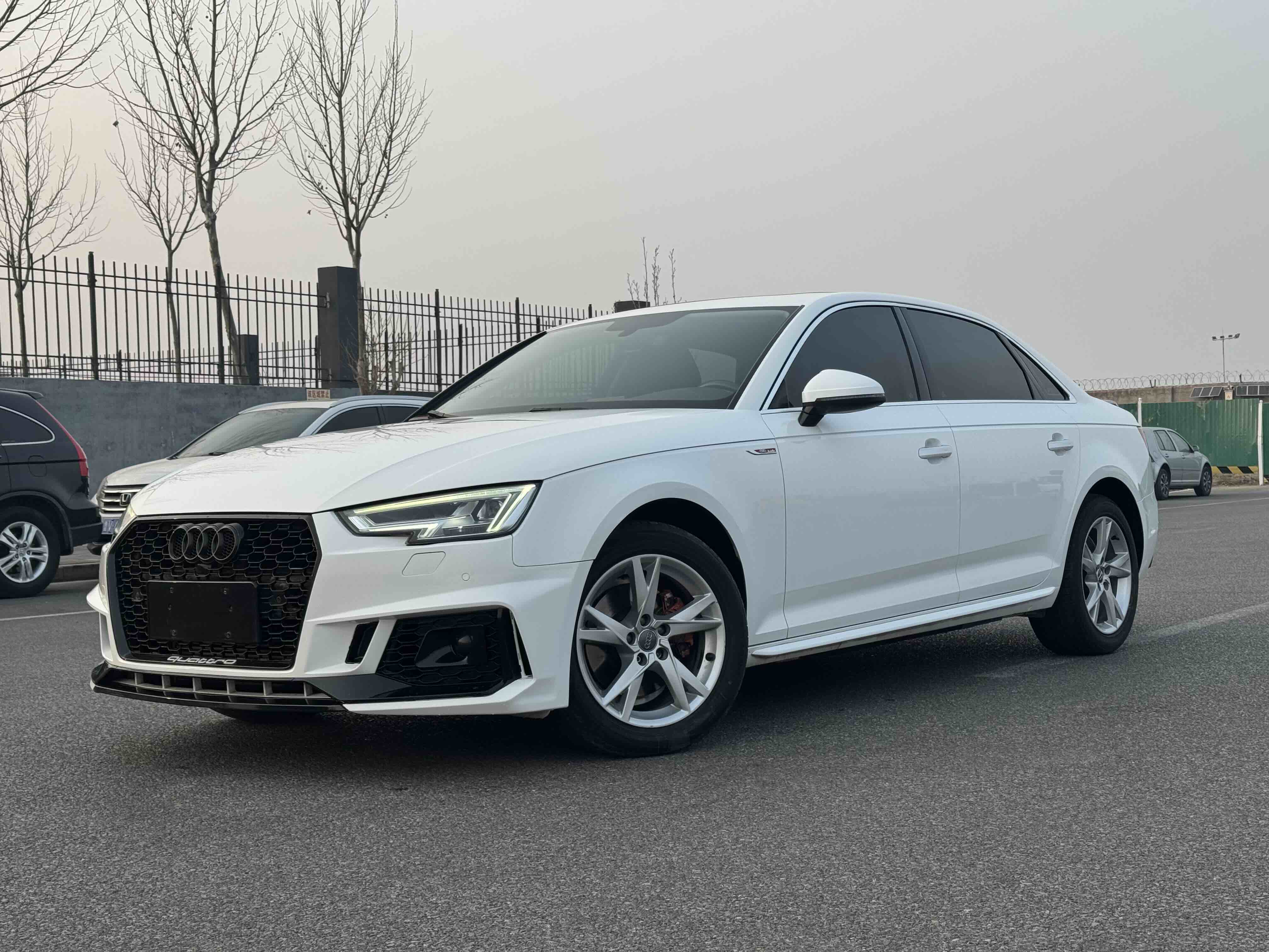 Audi A4L 2018 Audi A4L 2018 car image