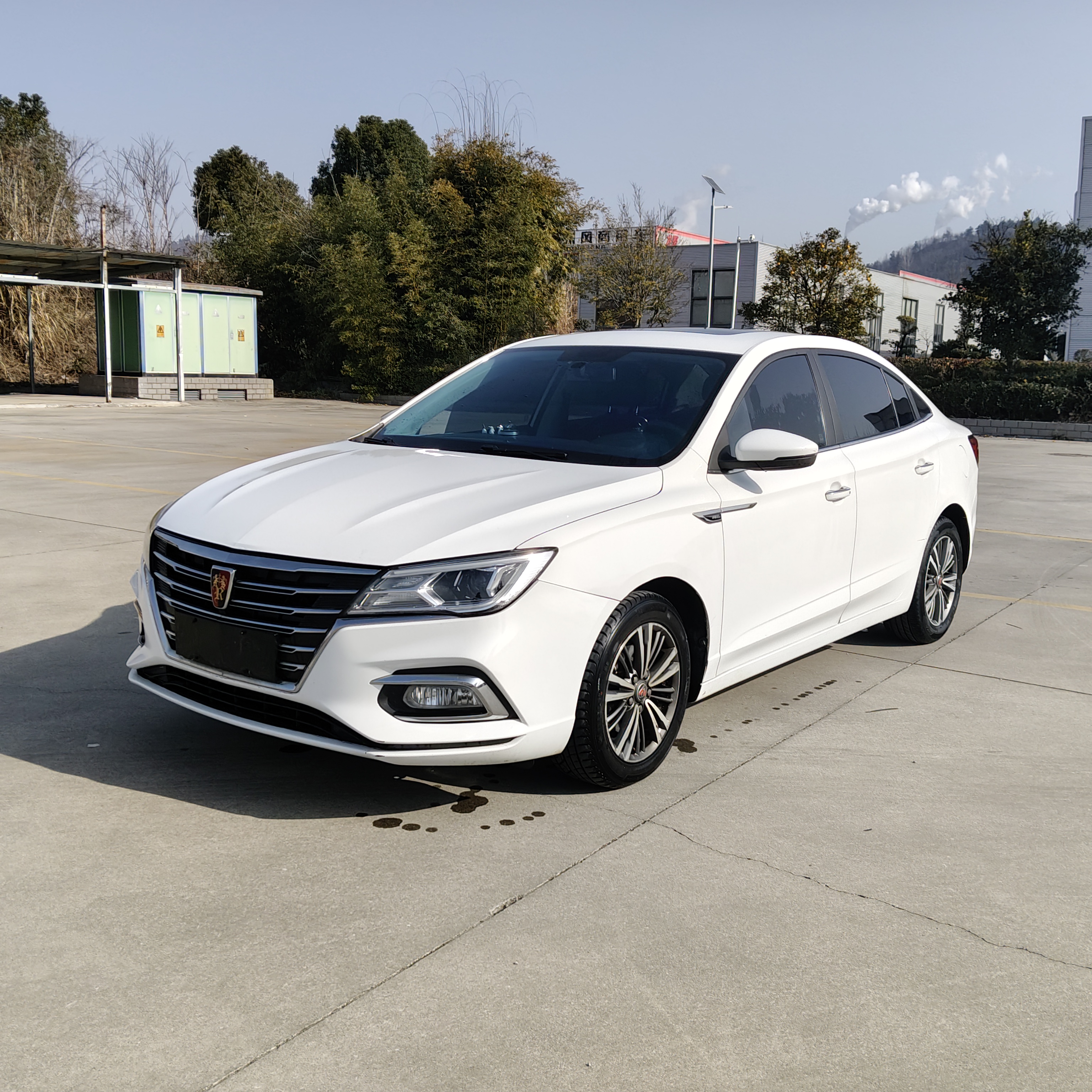 Roewe i5 2018 Roewe i5 2018 car image