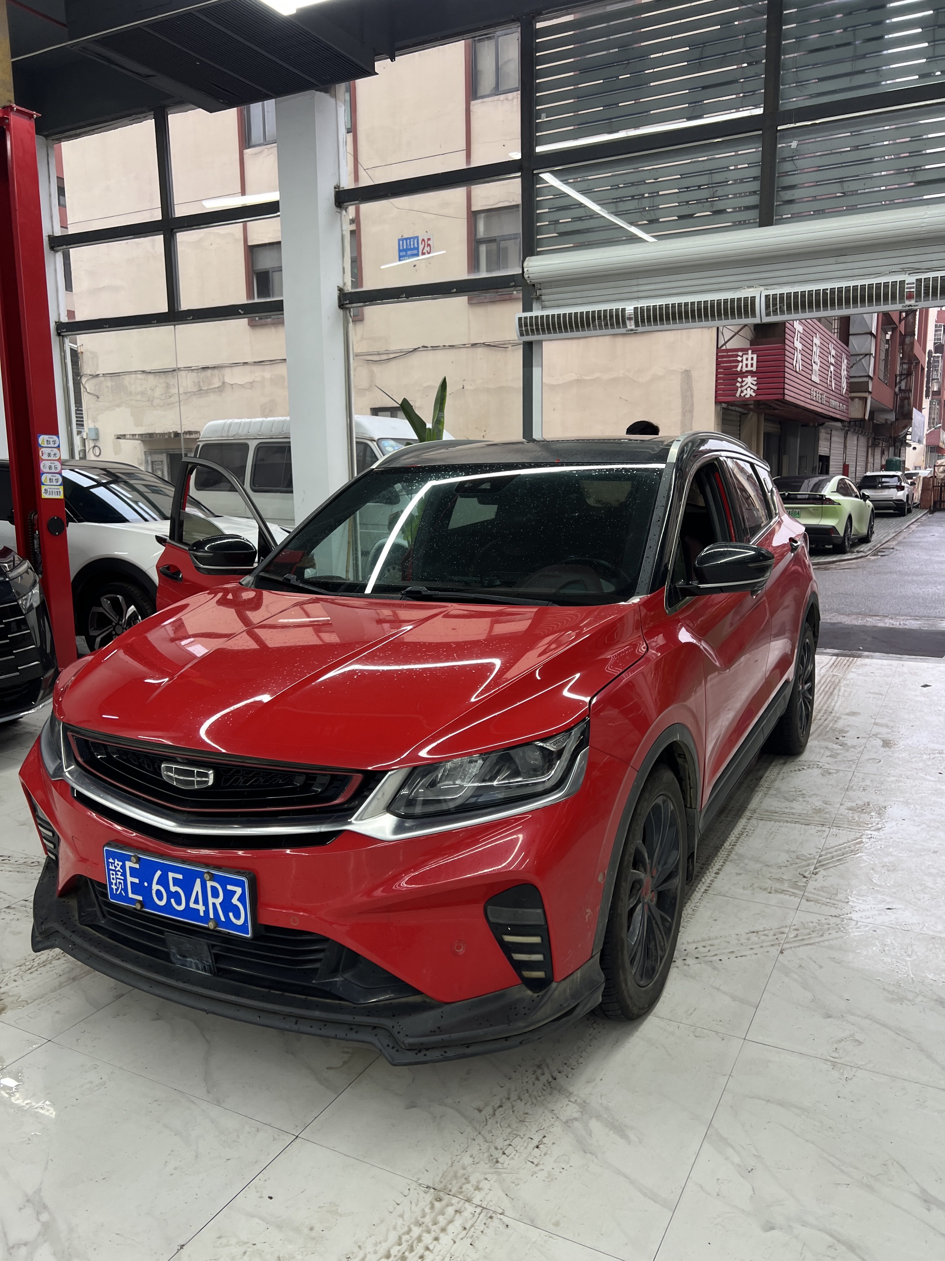 GEELY Coolray 2018 GEELY Coolray 2018 car image