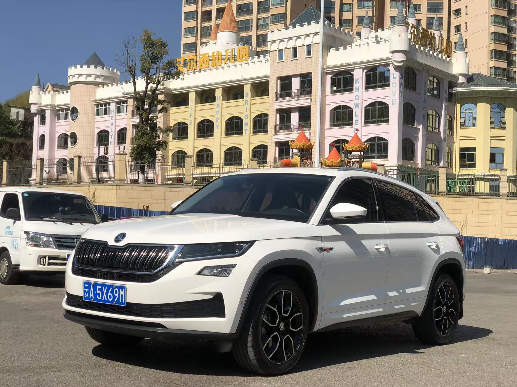 Skoda Kodiaq GT 2019 汽车图片 