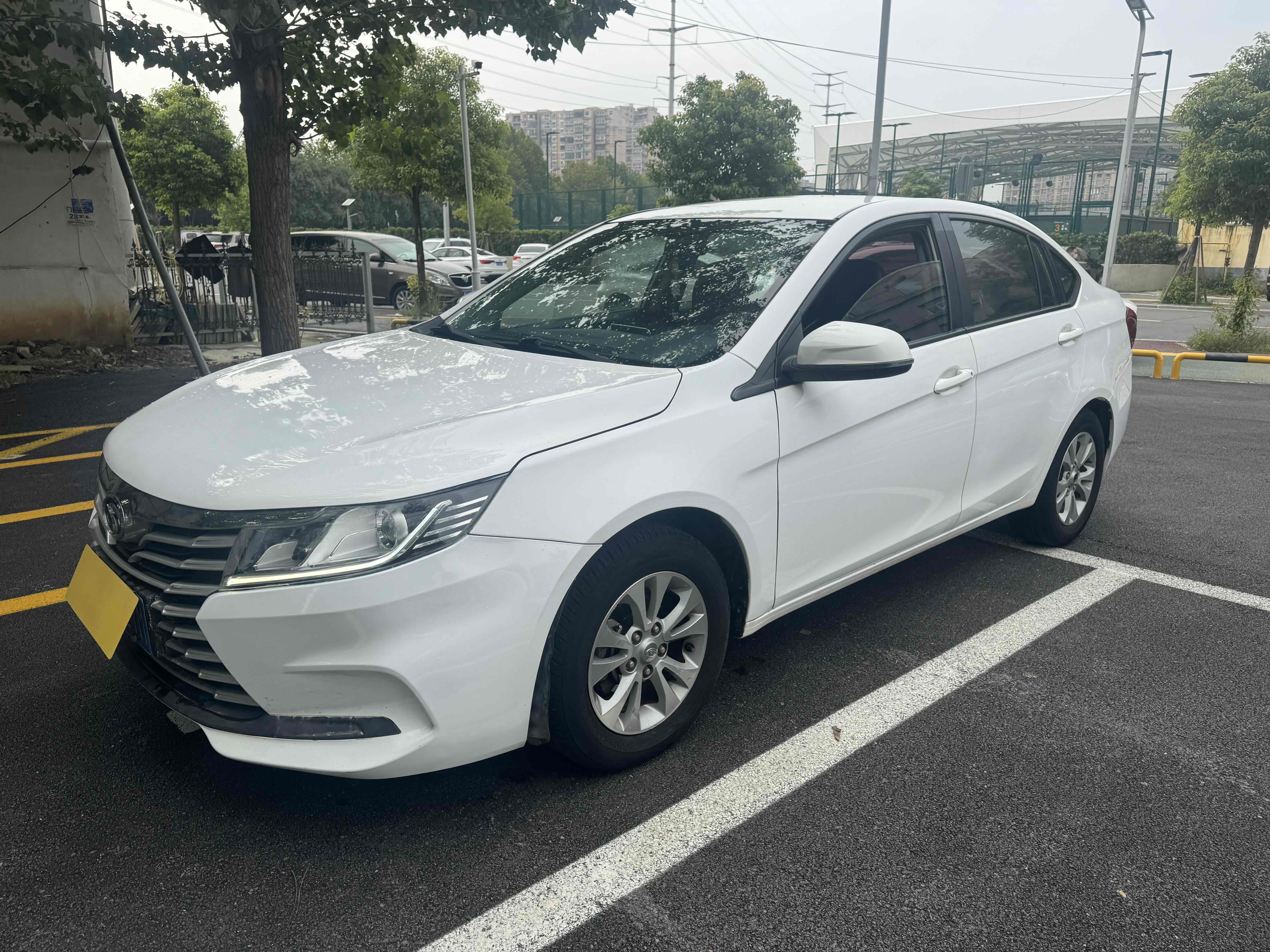 Soueast A5 Wing Dance 2020 Soueast A5 Wing Dance 2020 car image