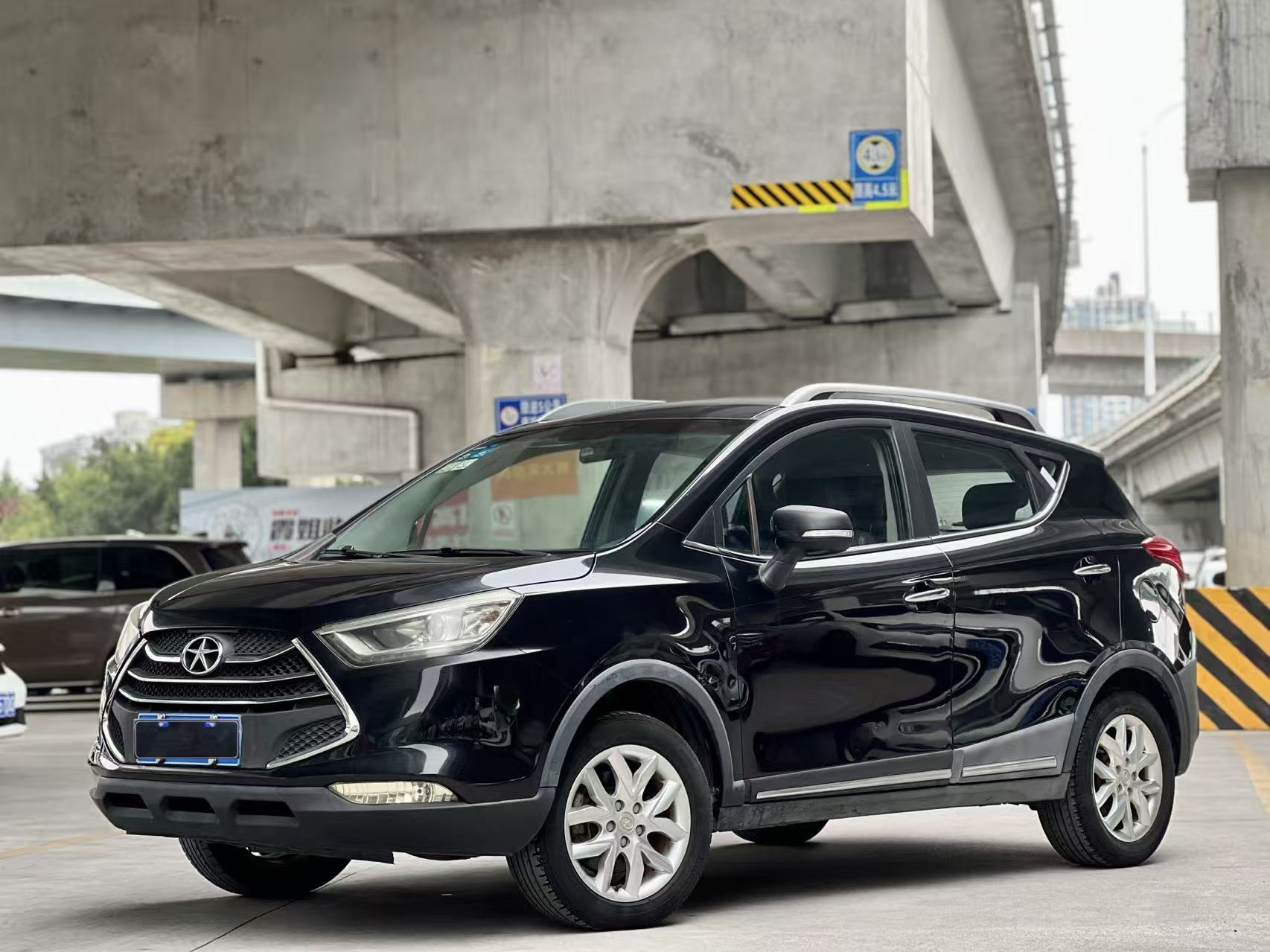 JAC 2015 car image 