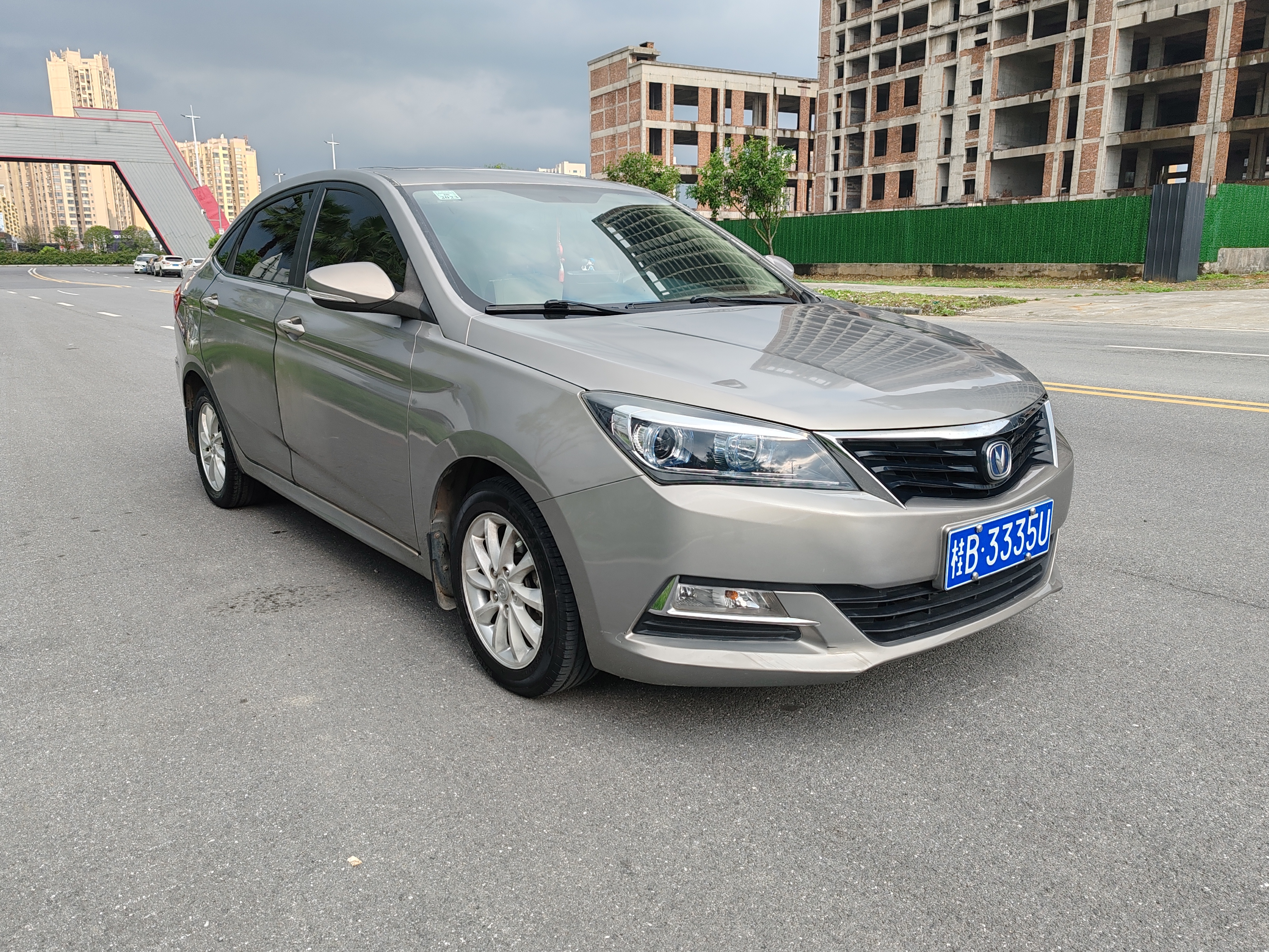 Changan Alsvin V7 2015 car image 