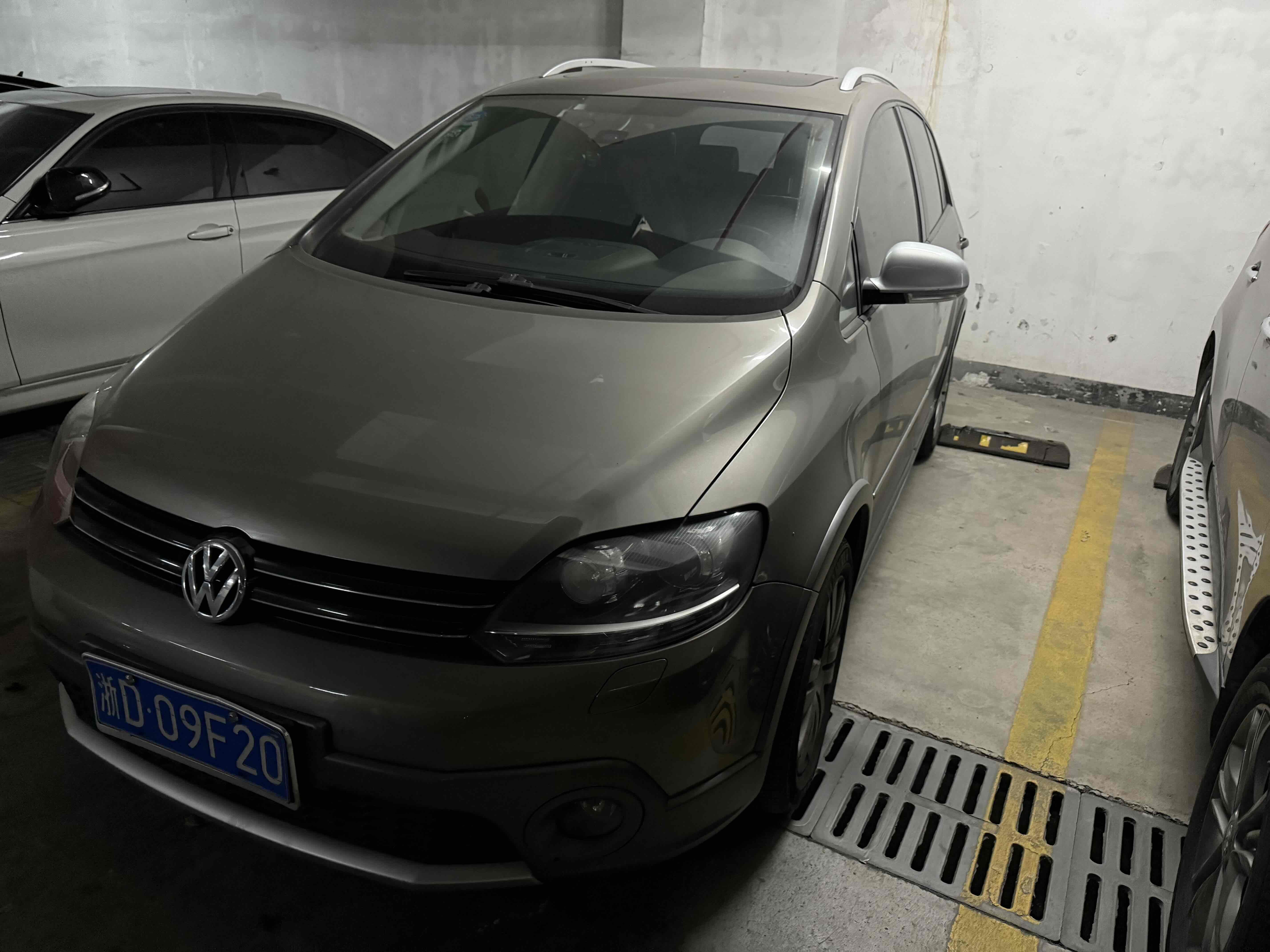 Volkswagen 2014 Volkswagen 2014 car image